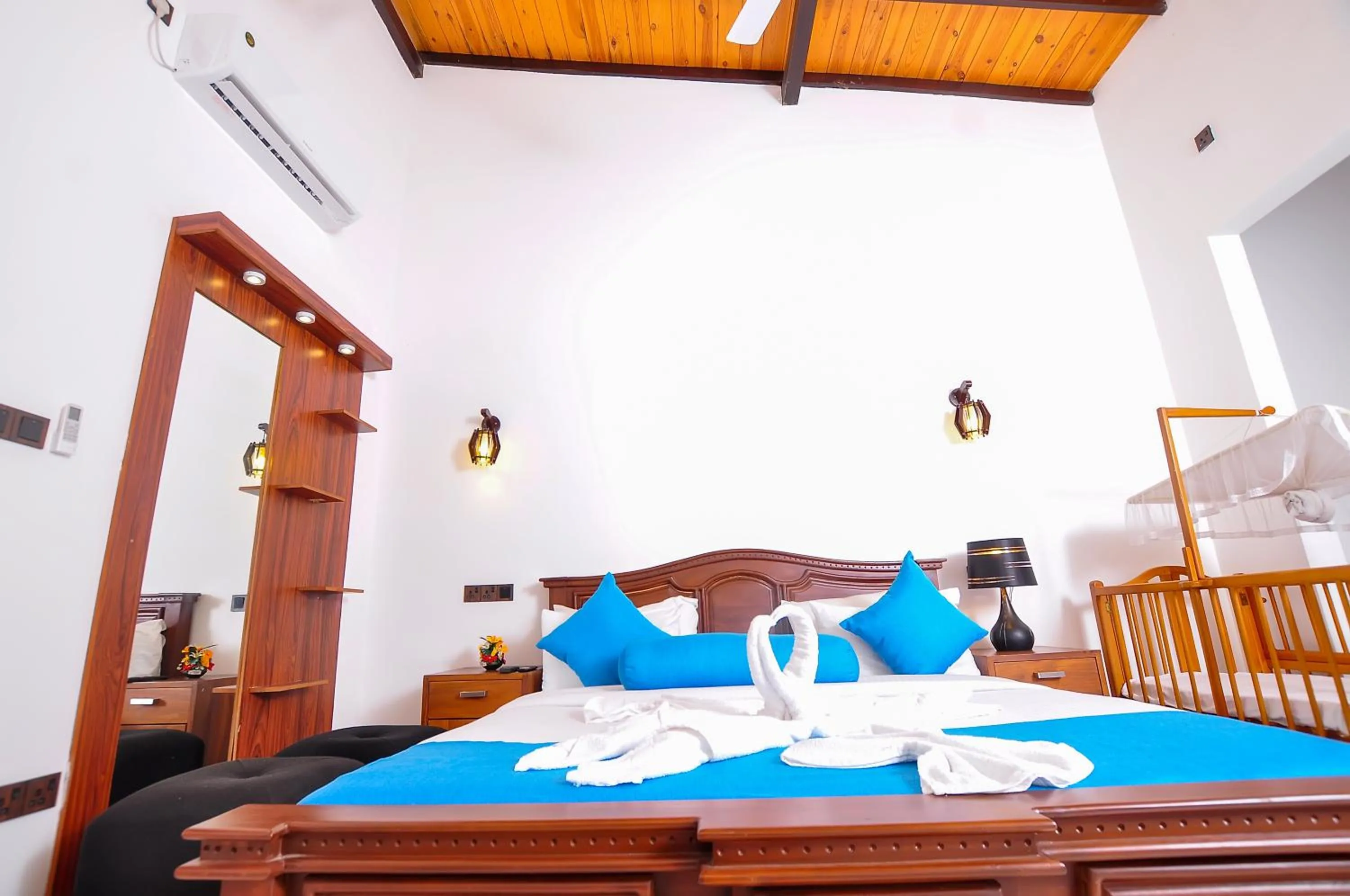 Bedroom, Bed in Sachinro Hotel Mirissa