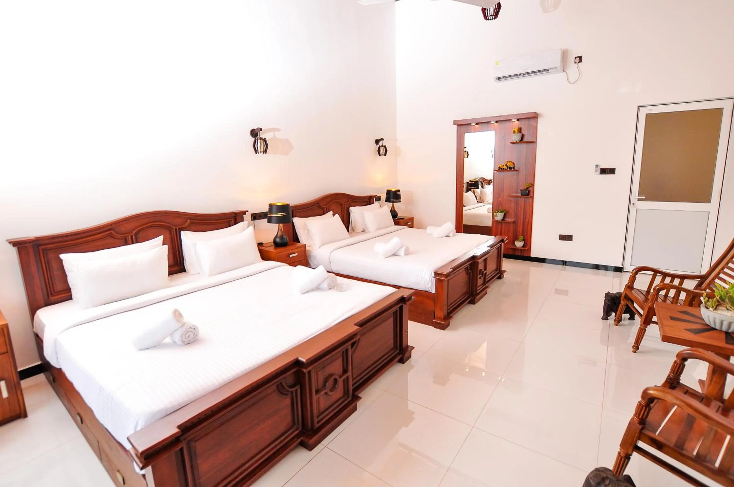 Bed in Sachinro Hotel Mirissa