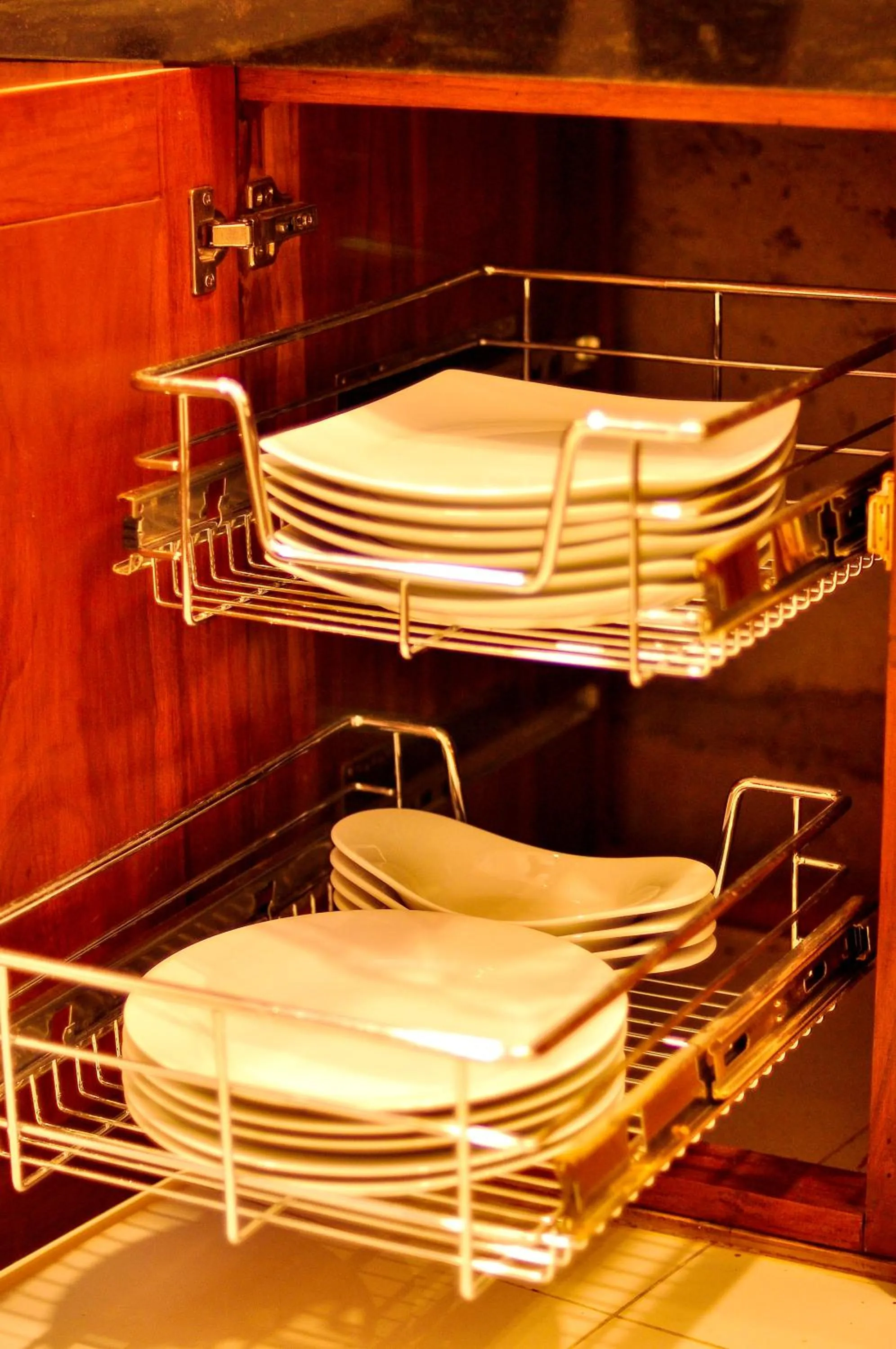 Kitchen or kitchenette in Sachinro Hotel Mirissa