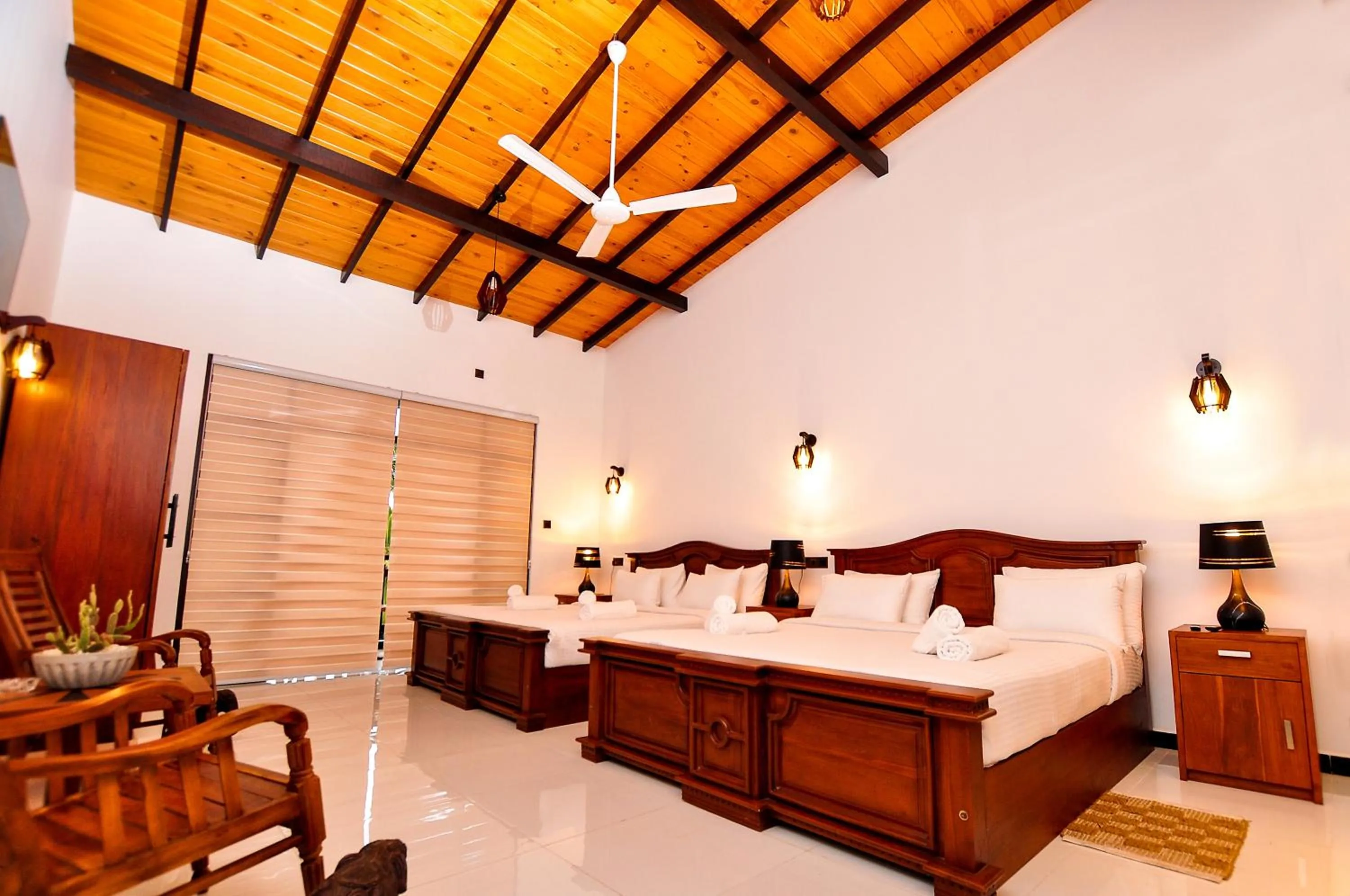 Bed in Sachinro Hotel Mirissa