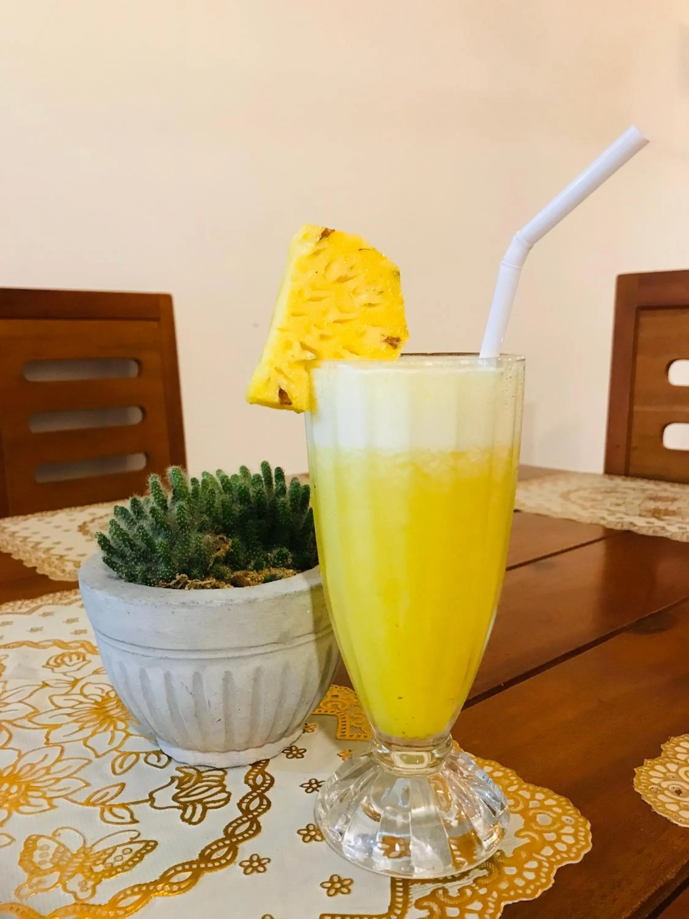 Restaurant/places to eat in Sachinro Hotel Mirissa