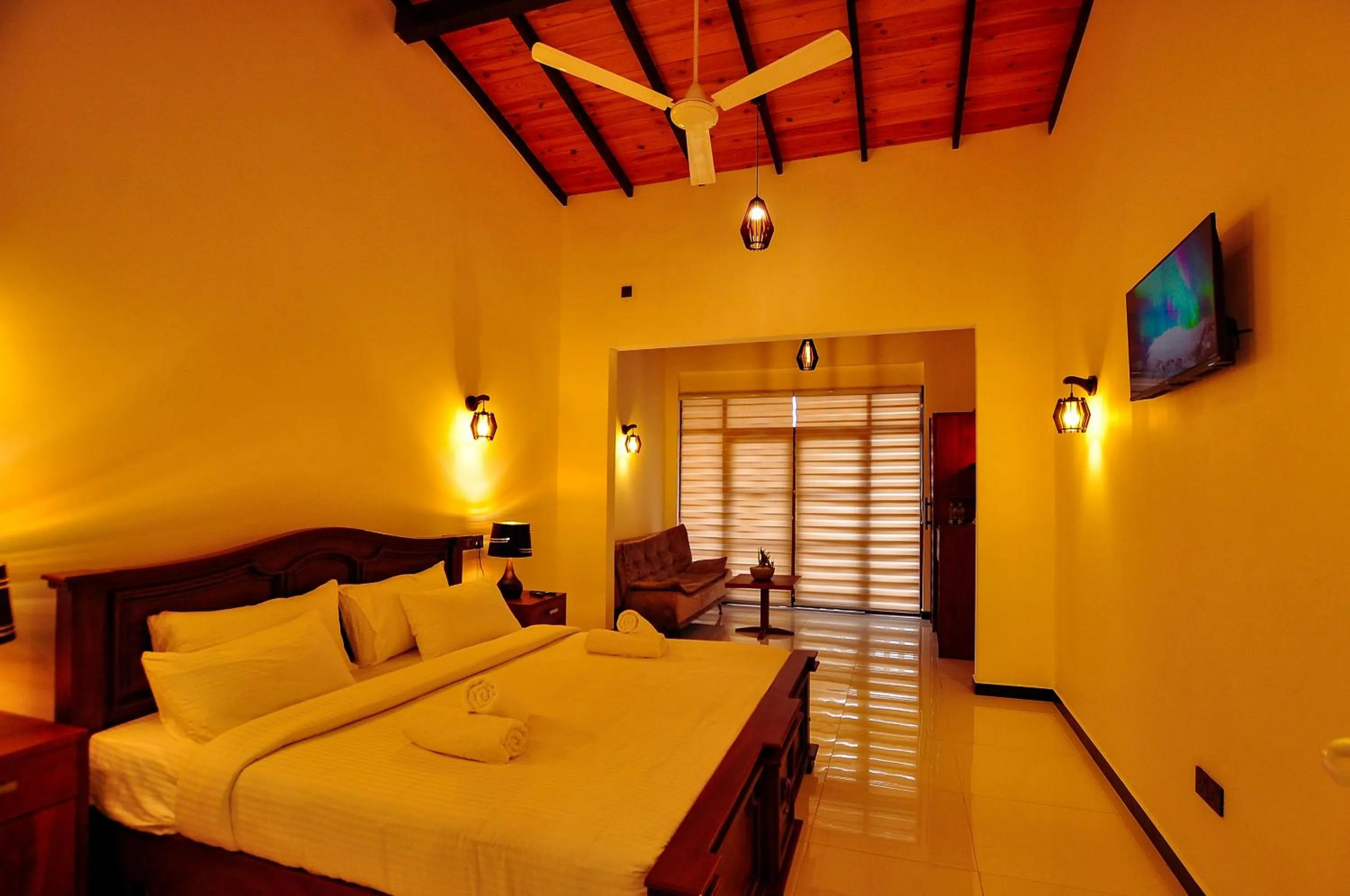 Bed in Sachinro Hotel Mirissa