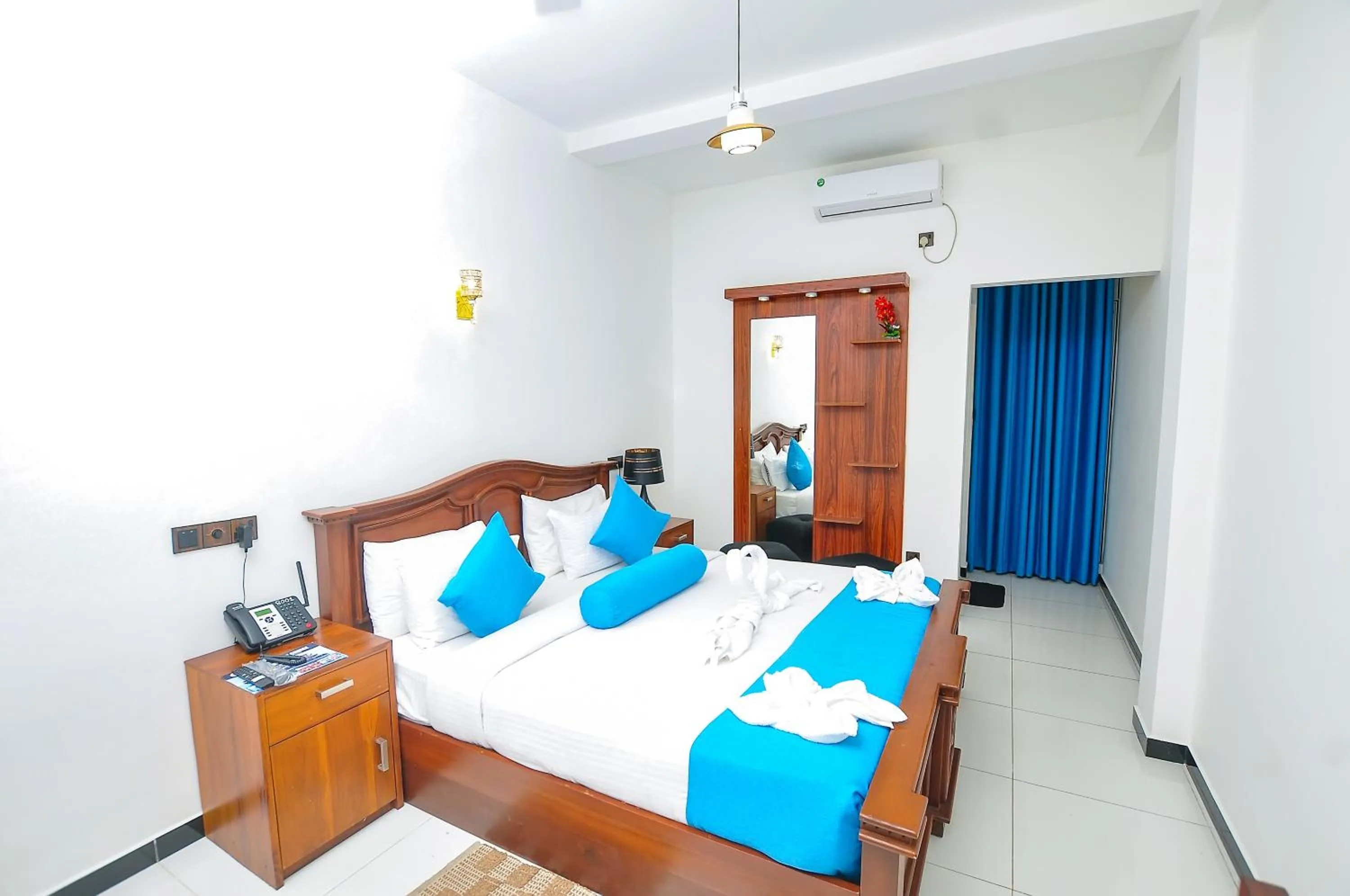 Bedroom, Bed in Sachinro Hotel Mirissa