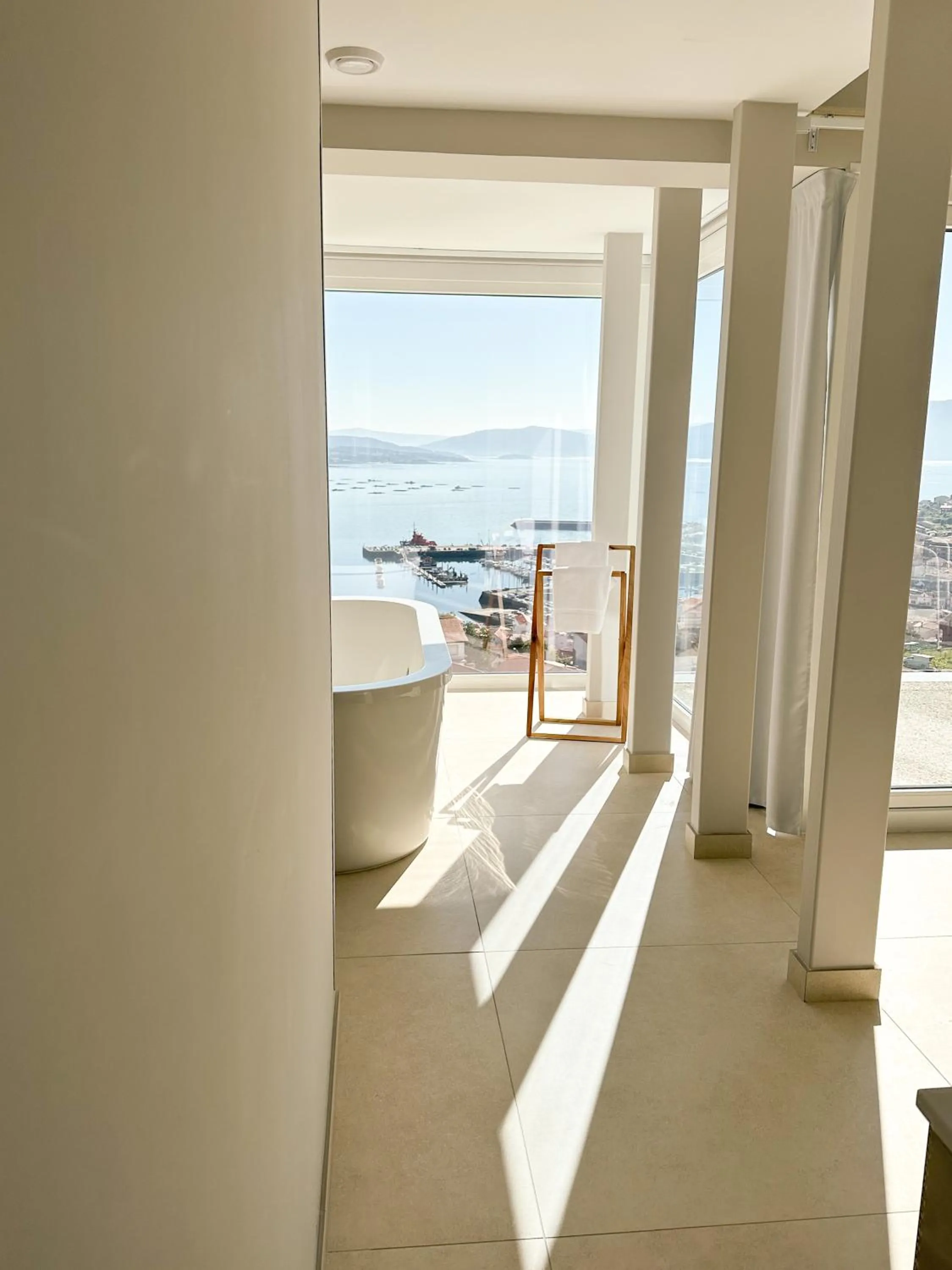 Hot Tub in Otantus Hotel