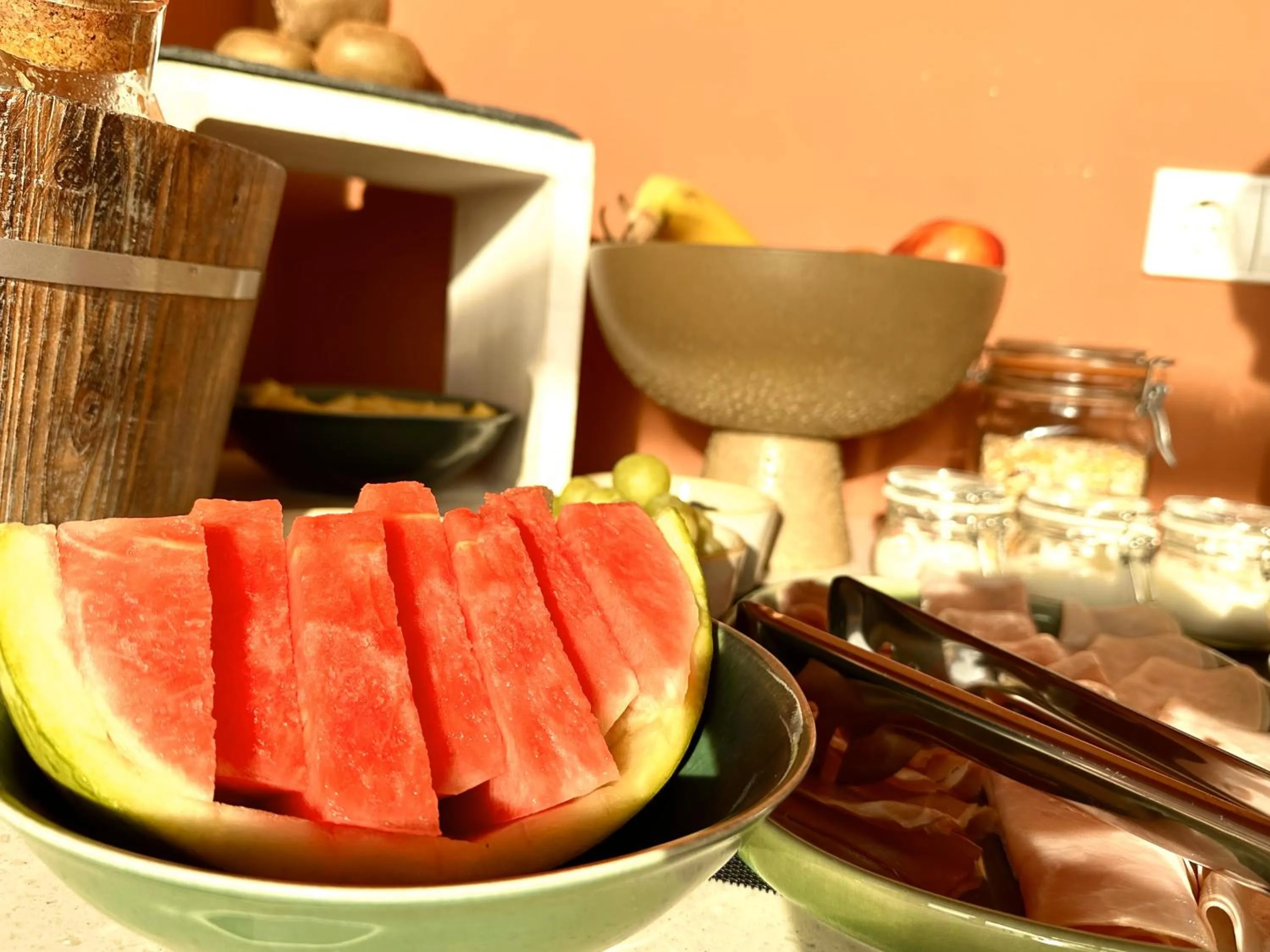 Restaurant/places to eat in Otantus Hotel