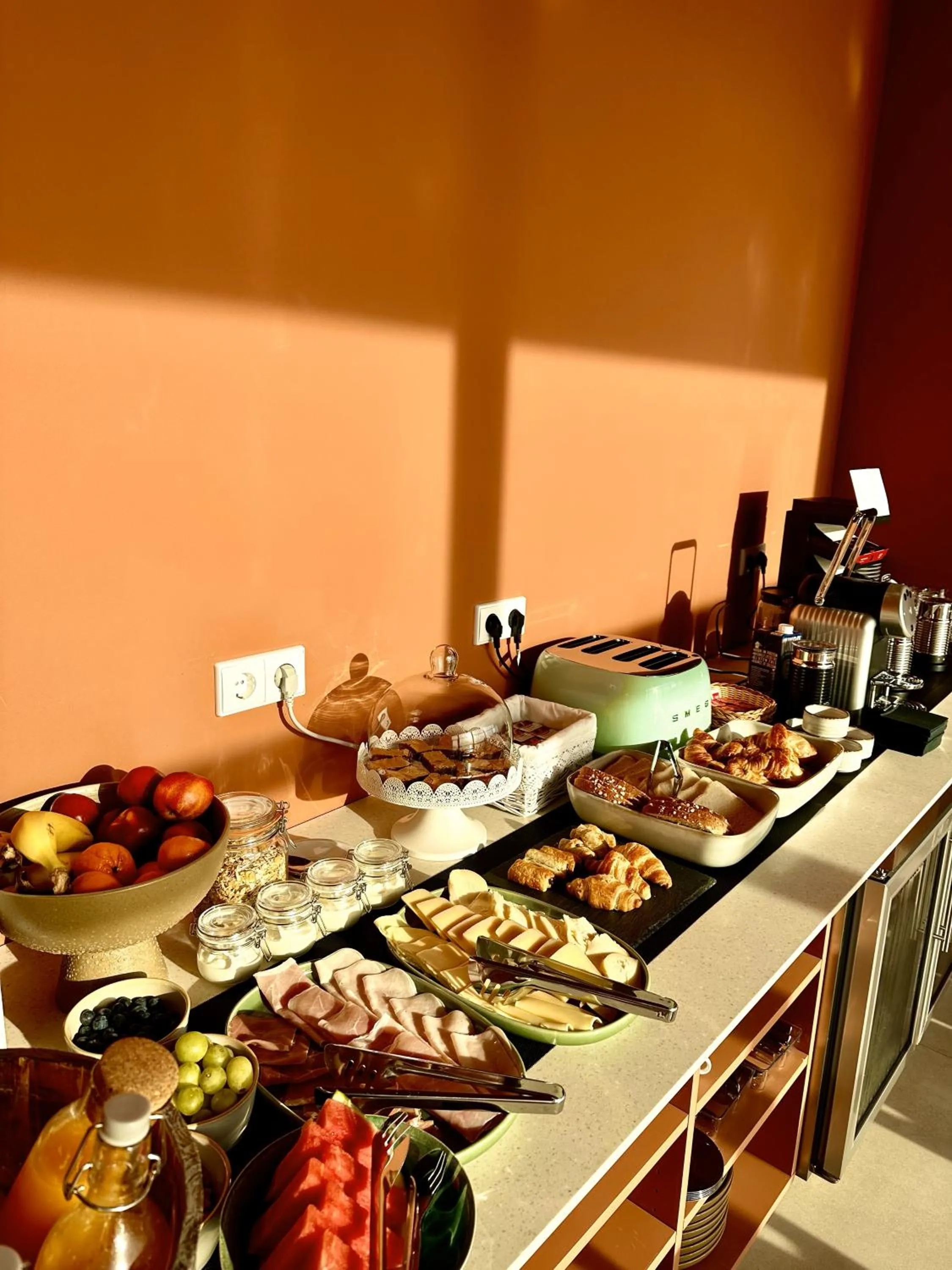 Restaurant/places to eat in Otantus Hotel