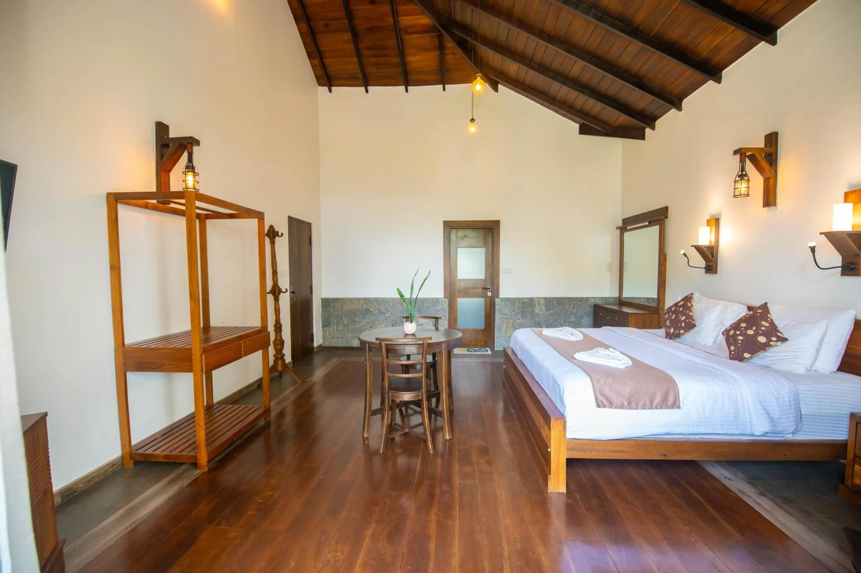 Bedroom, Bed in Grand Argyle Resort