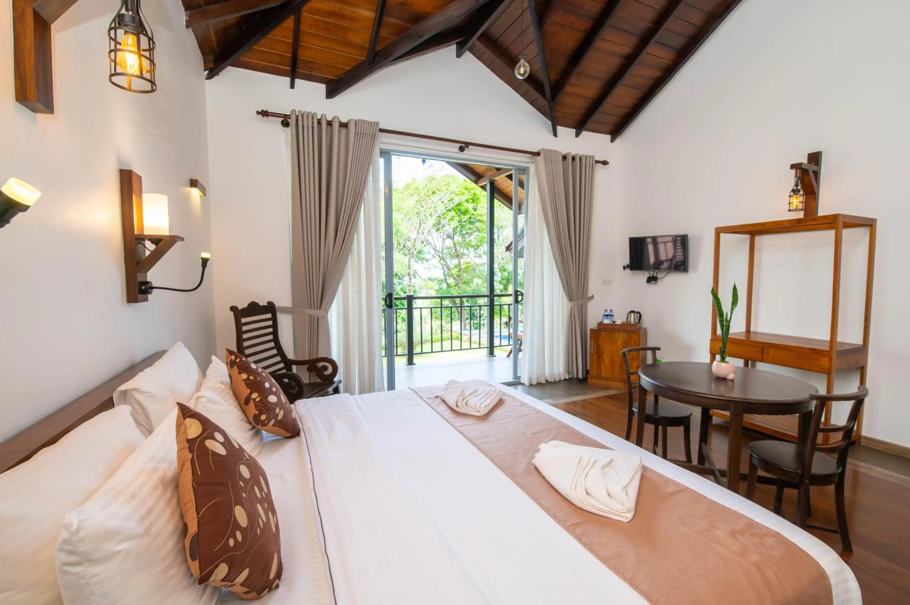 Bed in Grand Argyle Resort