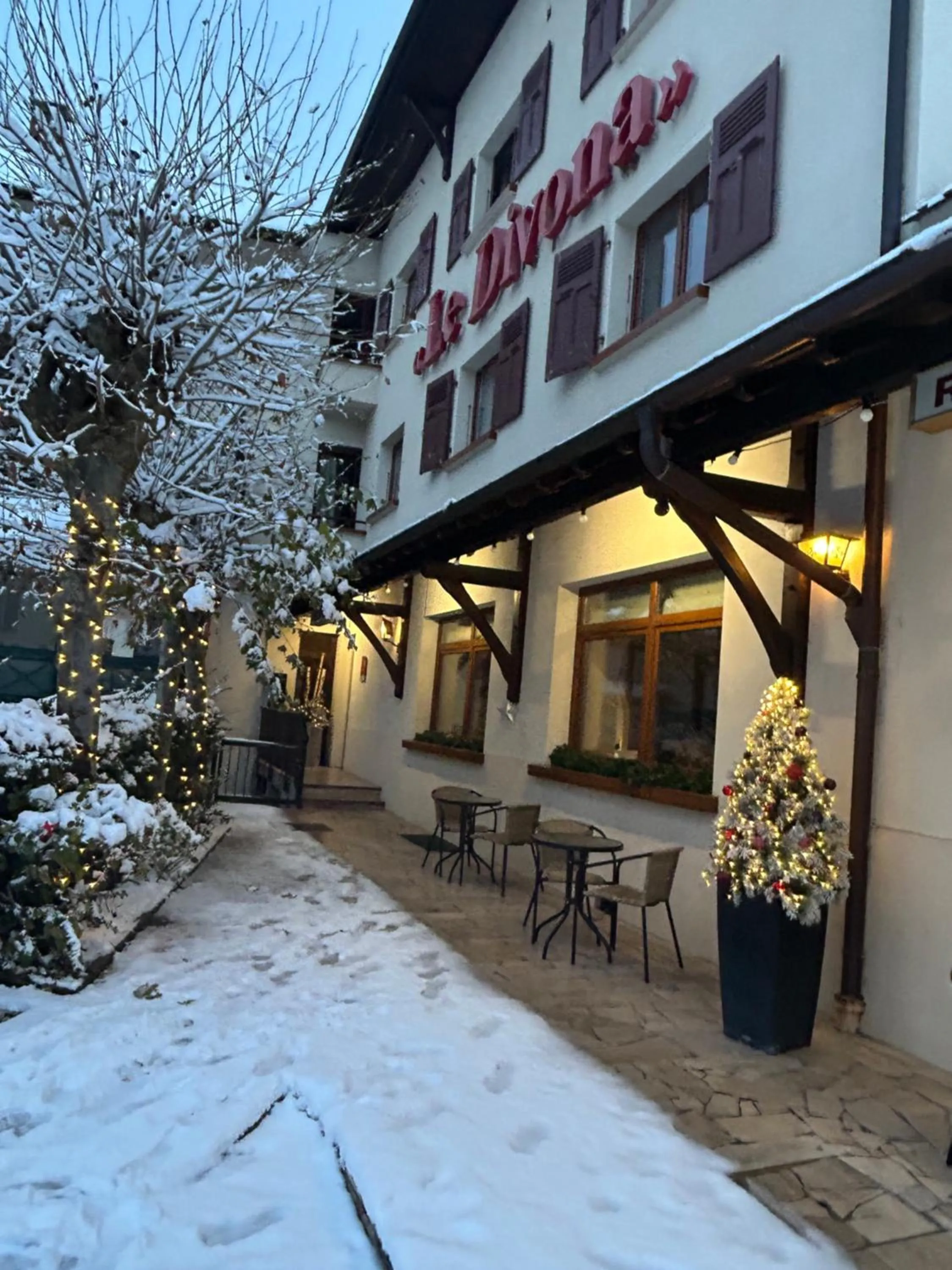 Hotel Le Divona "au coeur de Divonne"