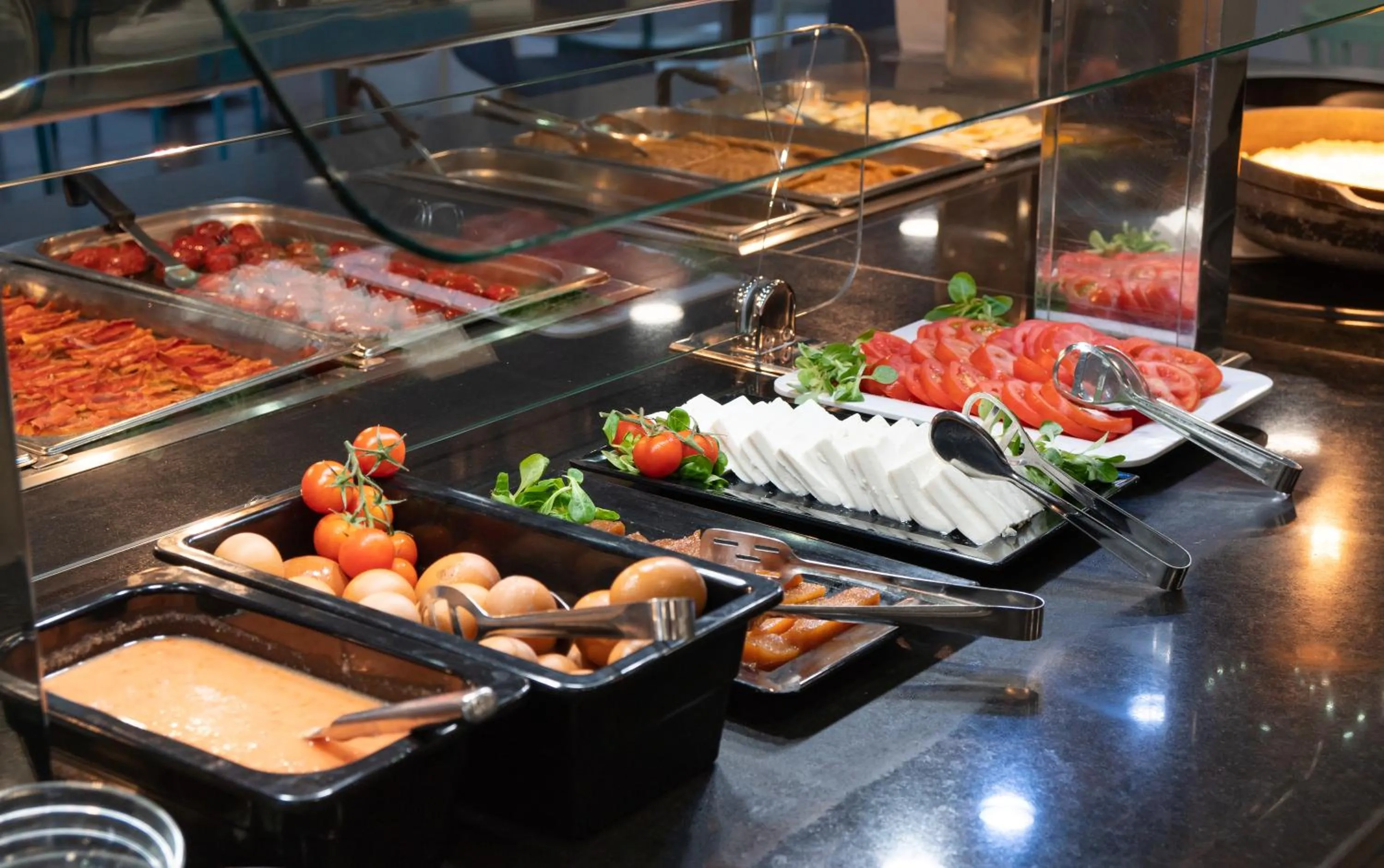 Food in Medplaya Hotel Regente