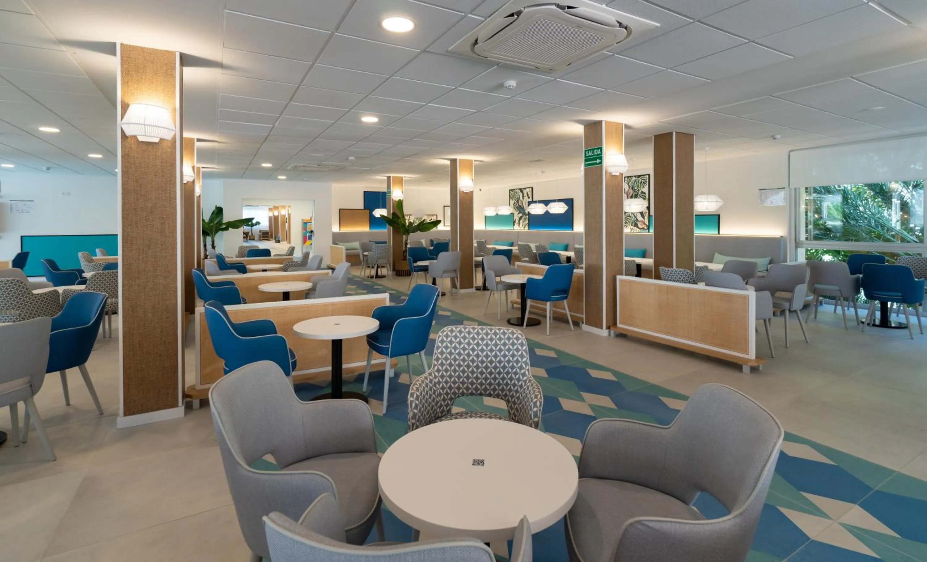 Living room in Medplaya Hotel Regente