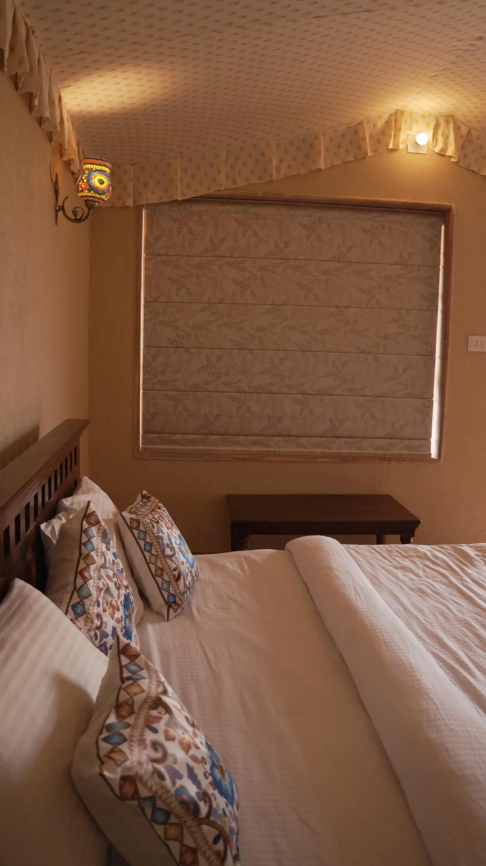 Bed in Bikaner Desert Camp and Resort