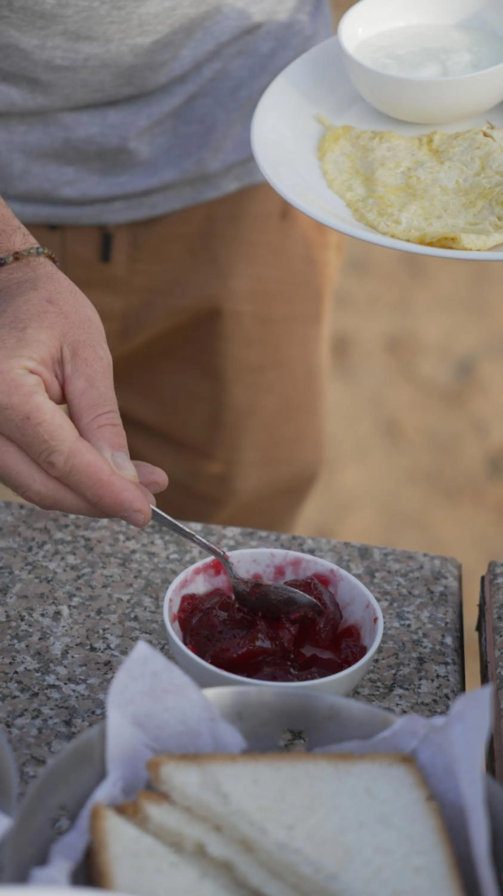 Food and drinks in Bikaner Desert Camp and Resort