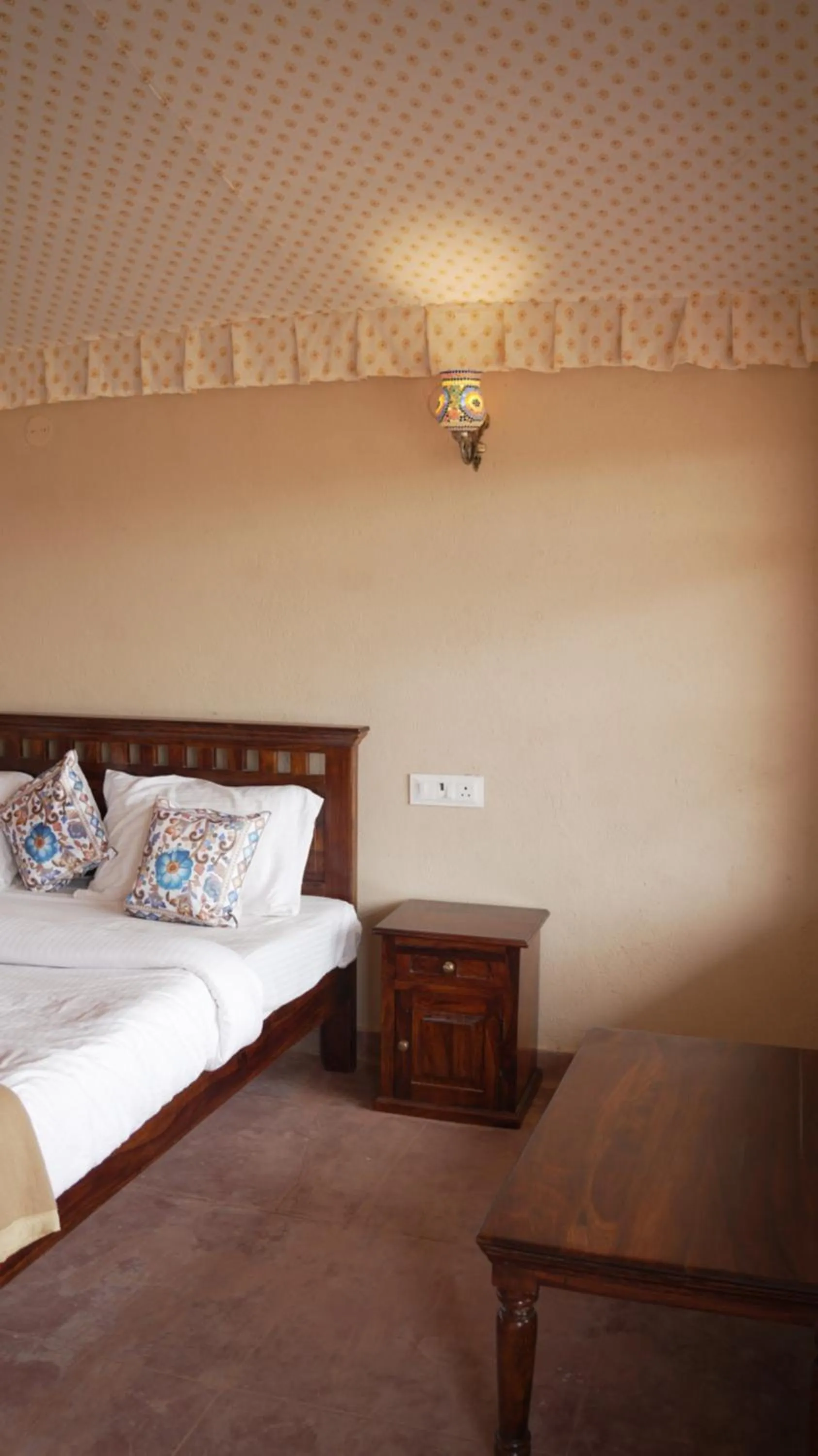 Bed in Bikaner Desert Camp and Resort
