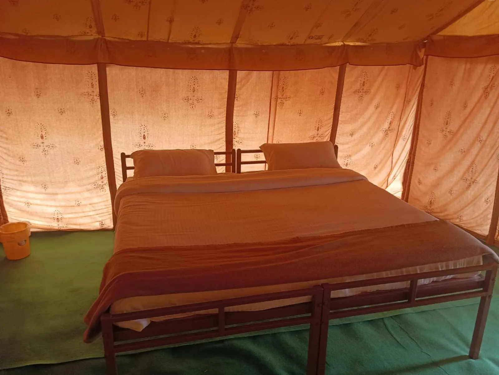 Bed in Bikaner Desert Camp and Resort