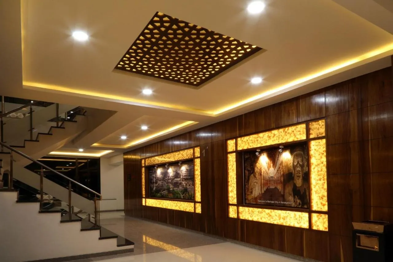 Lobby or reception in Hotel Atithi, Aurangabad