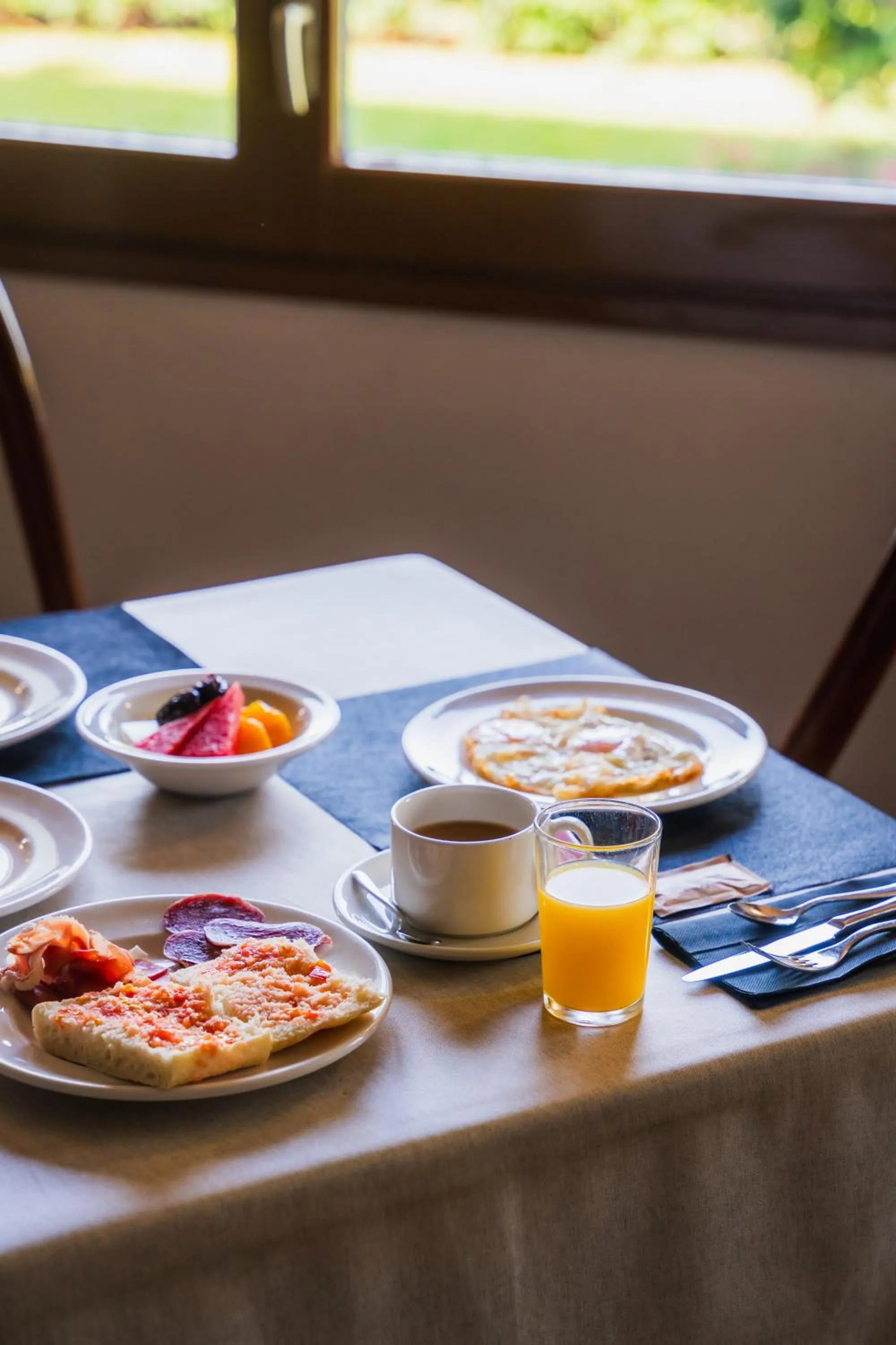 Breakfast in Hotel Restaurant Bon Retorn