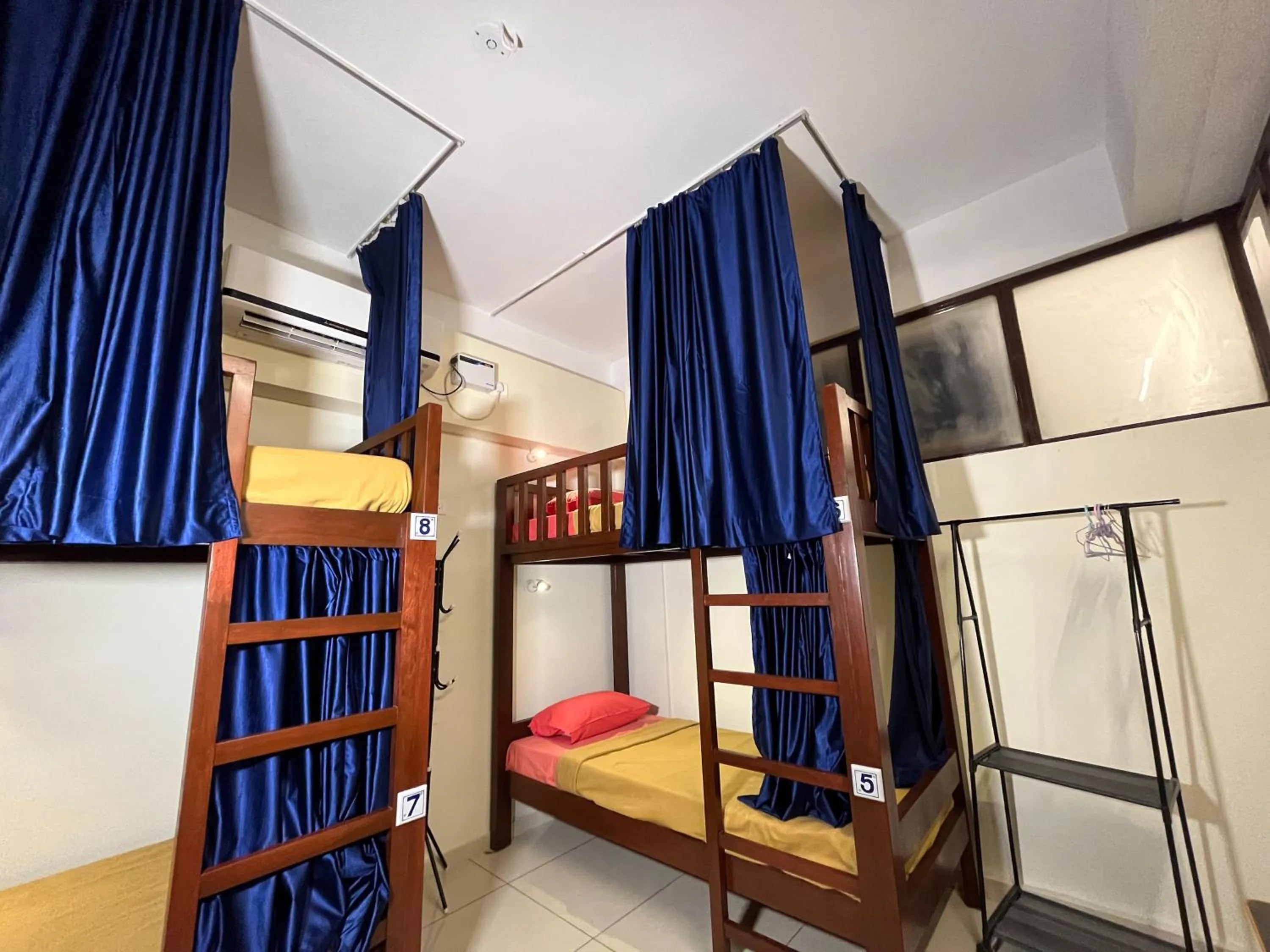 bunk bed, Bed in Bay Stays near white town