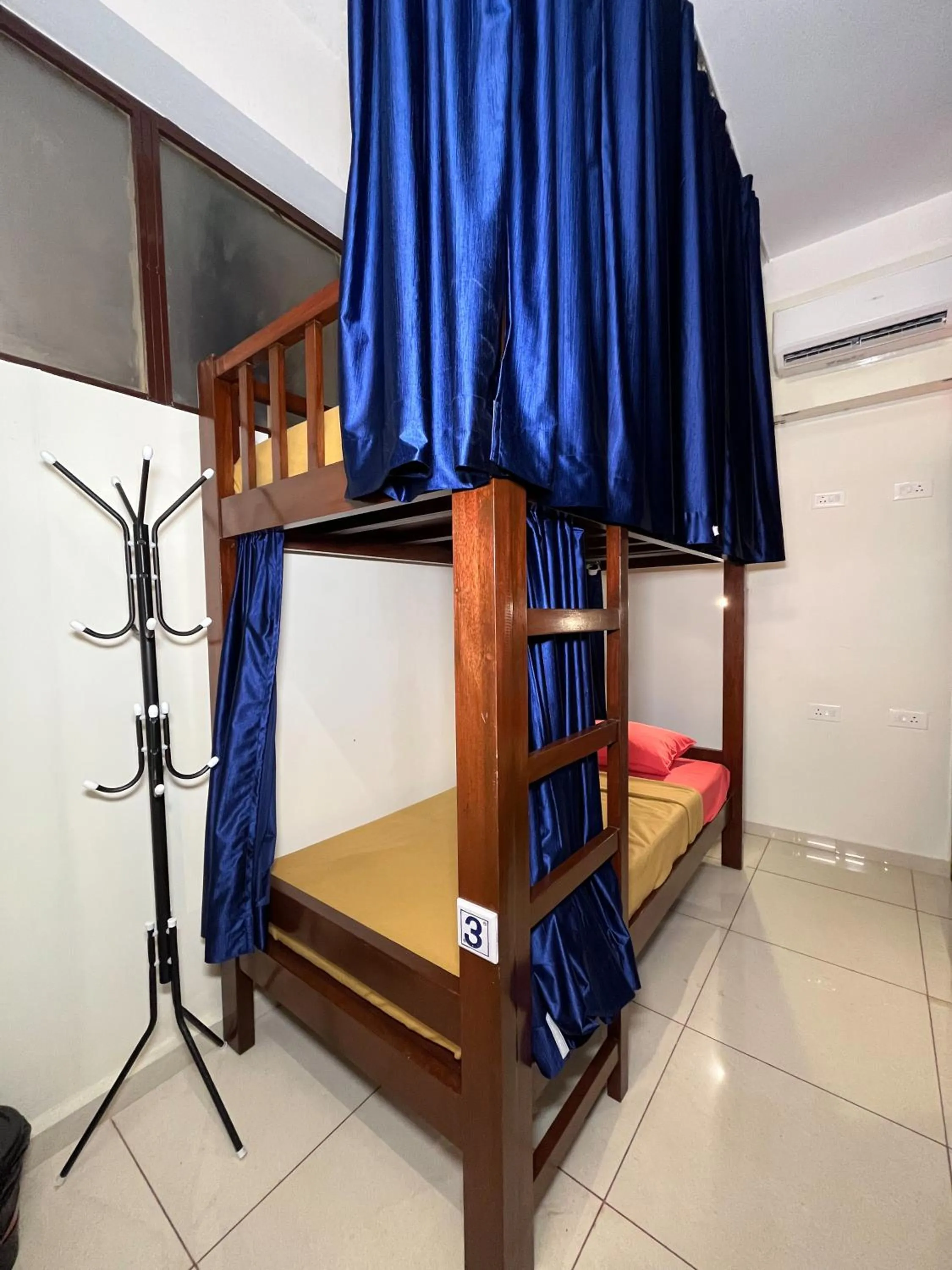 bunk bed, Bed in Bay Stays near white town