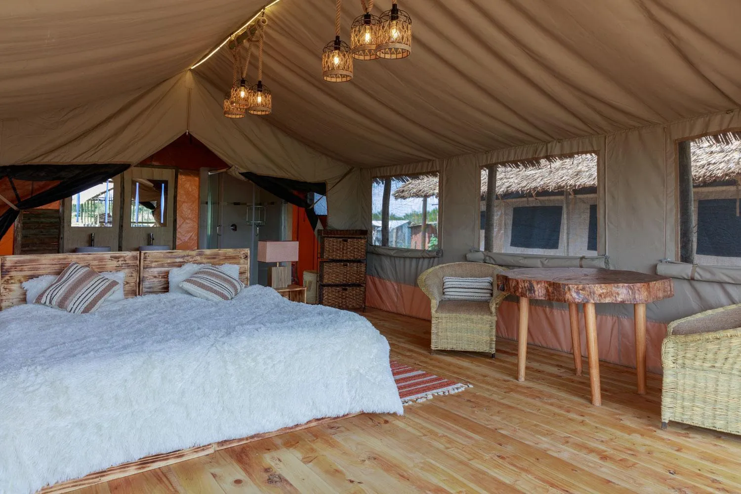 Bed in Glamping Kenya Mount Kenya Lodge Nanyuki