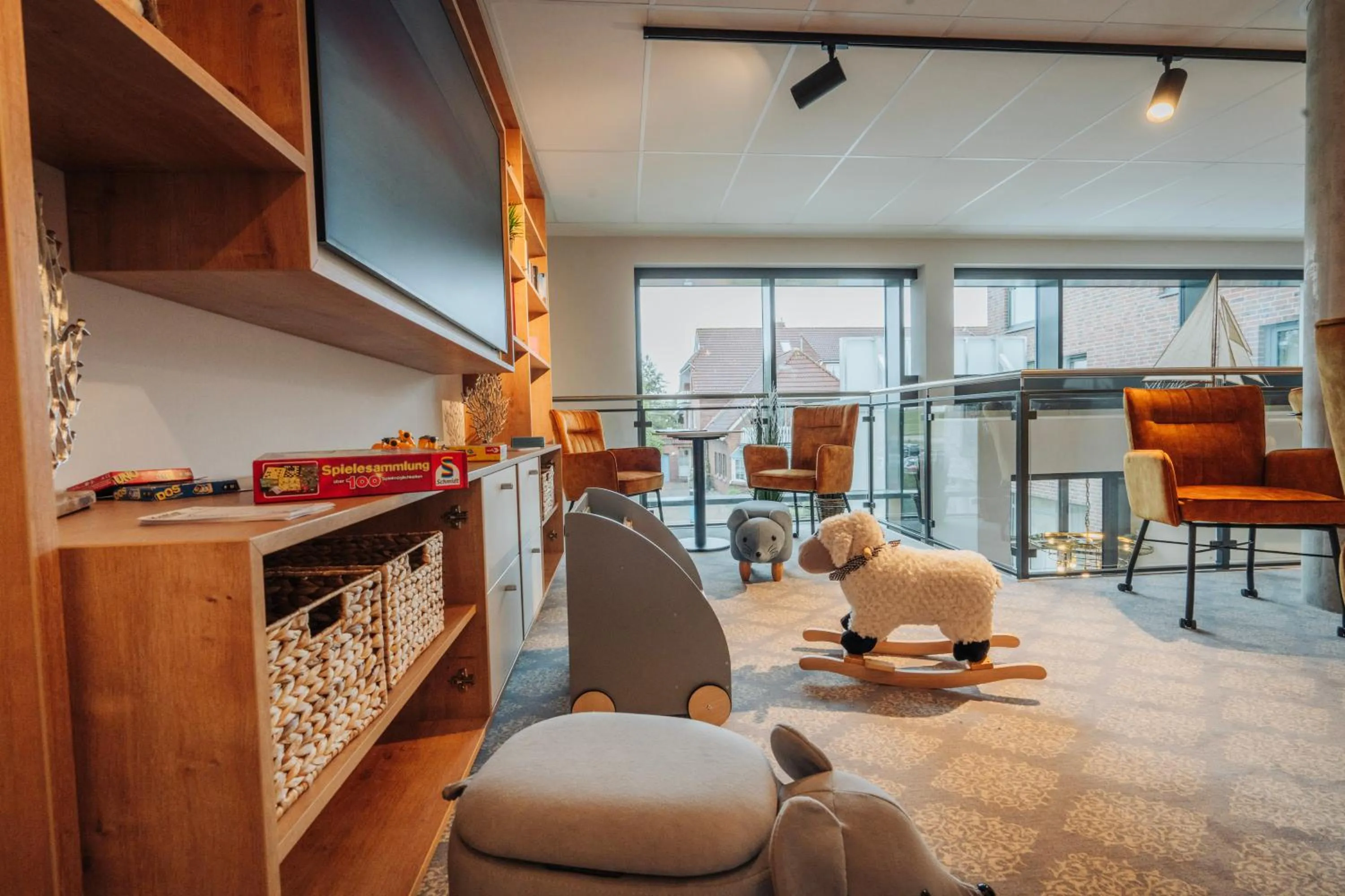 TV and multimedia in Hotel MeerZeiten inklusive externer Schwimmbad- & Saunanutzung