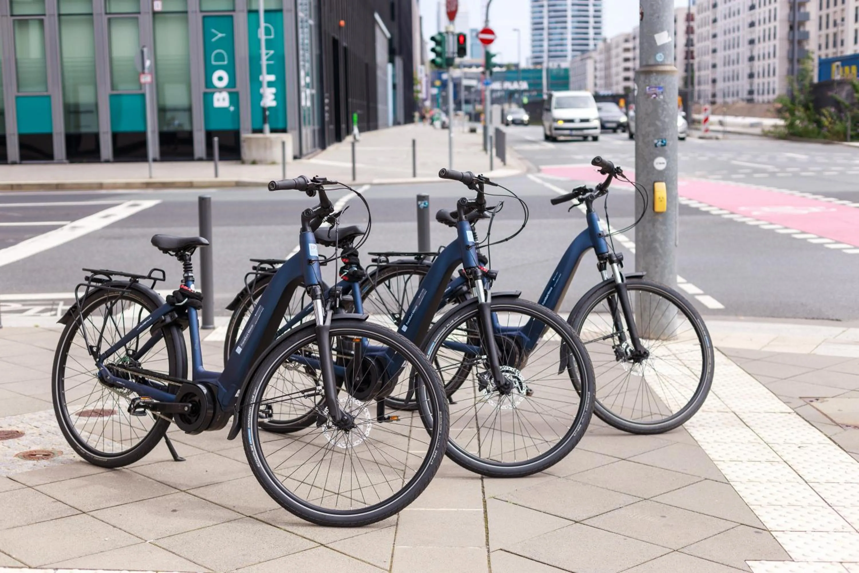 Cycling in LyvInn Hotel Frankfurt