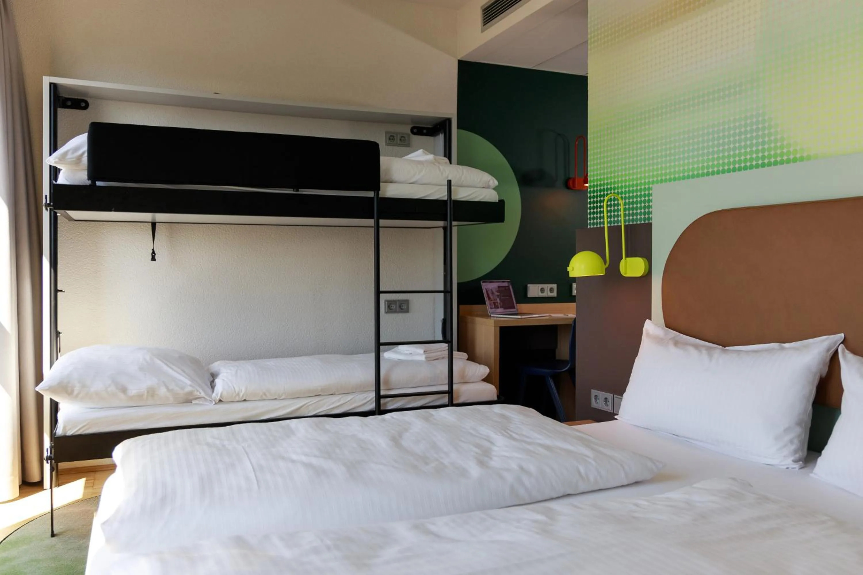 bunk bed, Bed in LyvInn Hotel Frankfurt