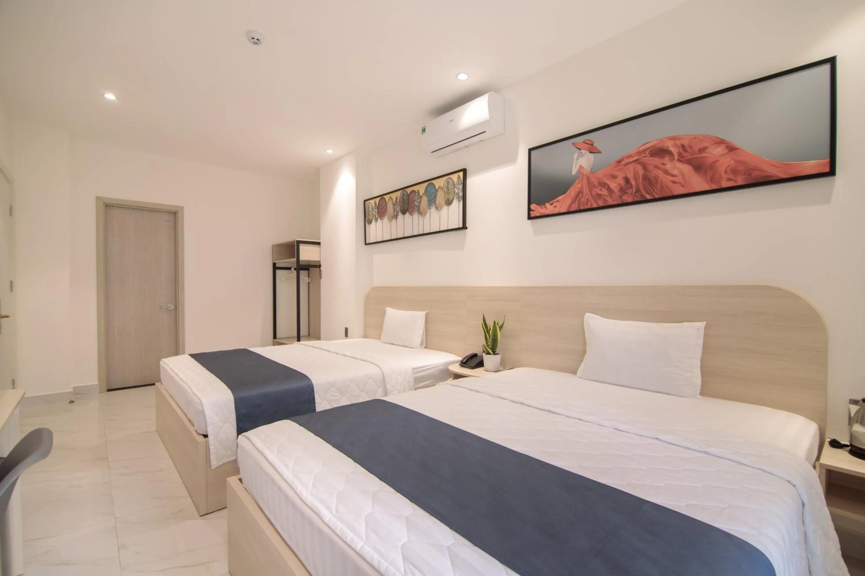 Bedroom, Bed in Bin Bin Hotel 8 - Near Sunrise City