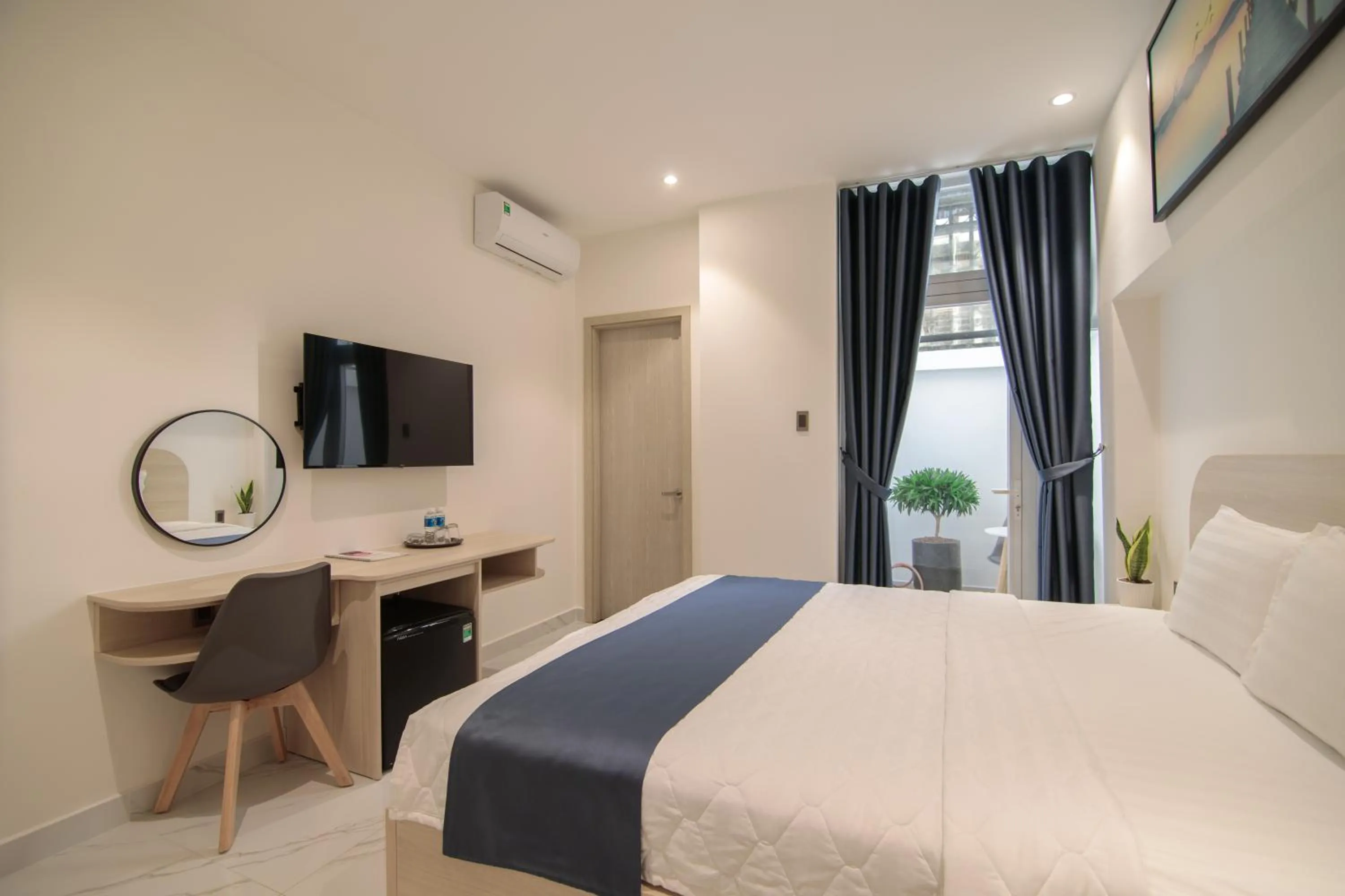Property building, Bed in Bin Bin Hotel 8 - Near Sunrise City