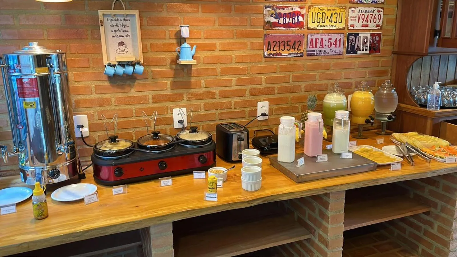 Breakfast in Pousada Renovo da Serra
