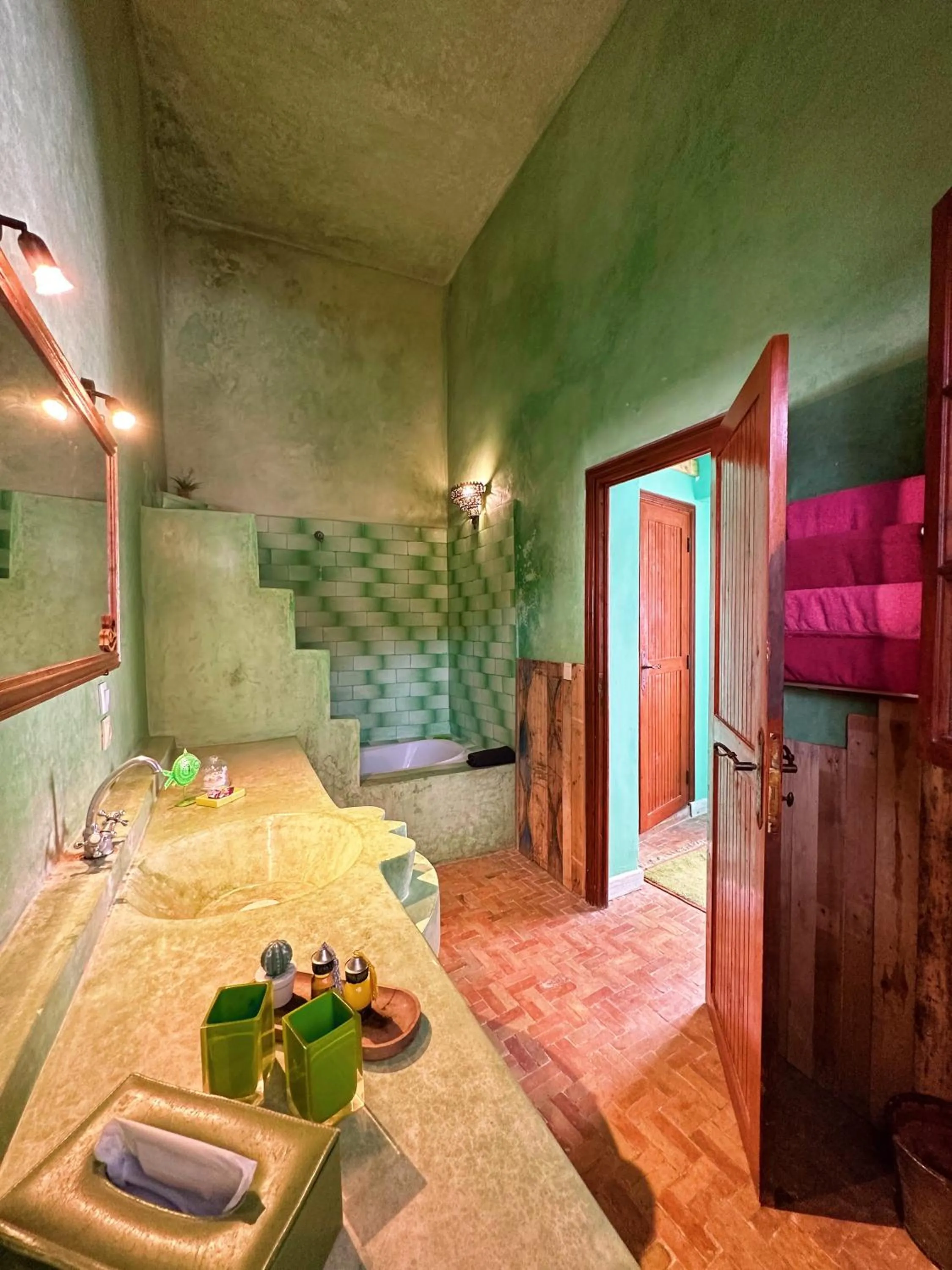 Bathroom, Bed in Les Terrasses d'Essaouira - Yoga Studio