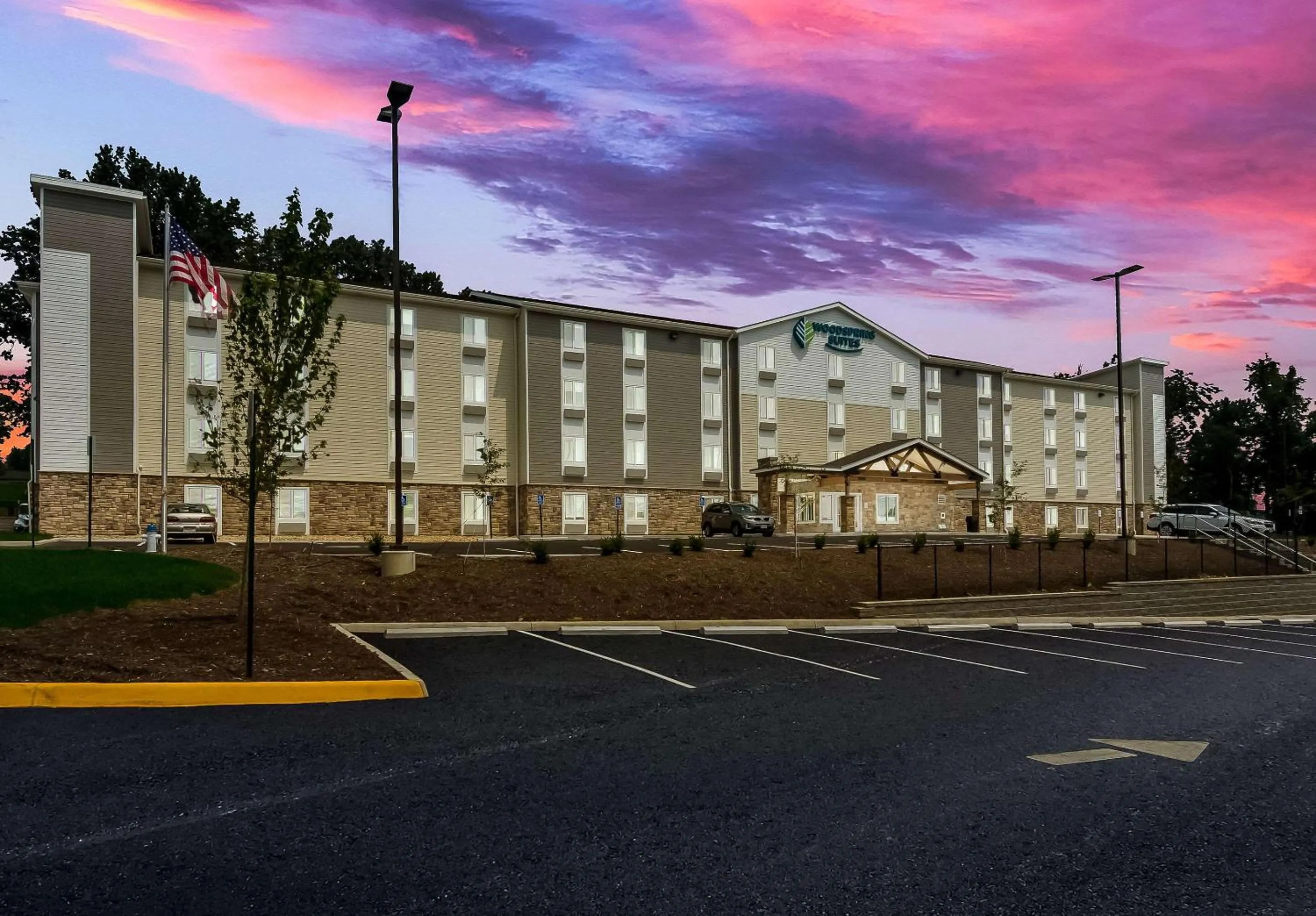 Property building in WoodSpring Suites Roanoke