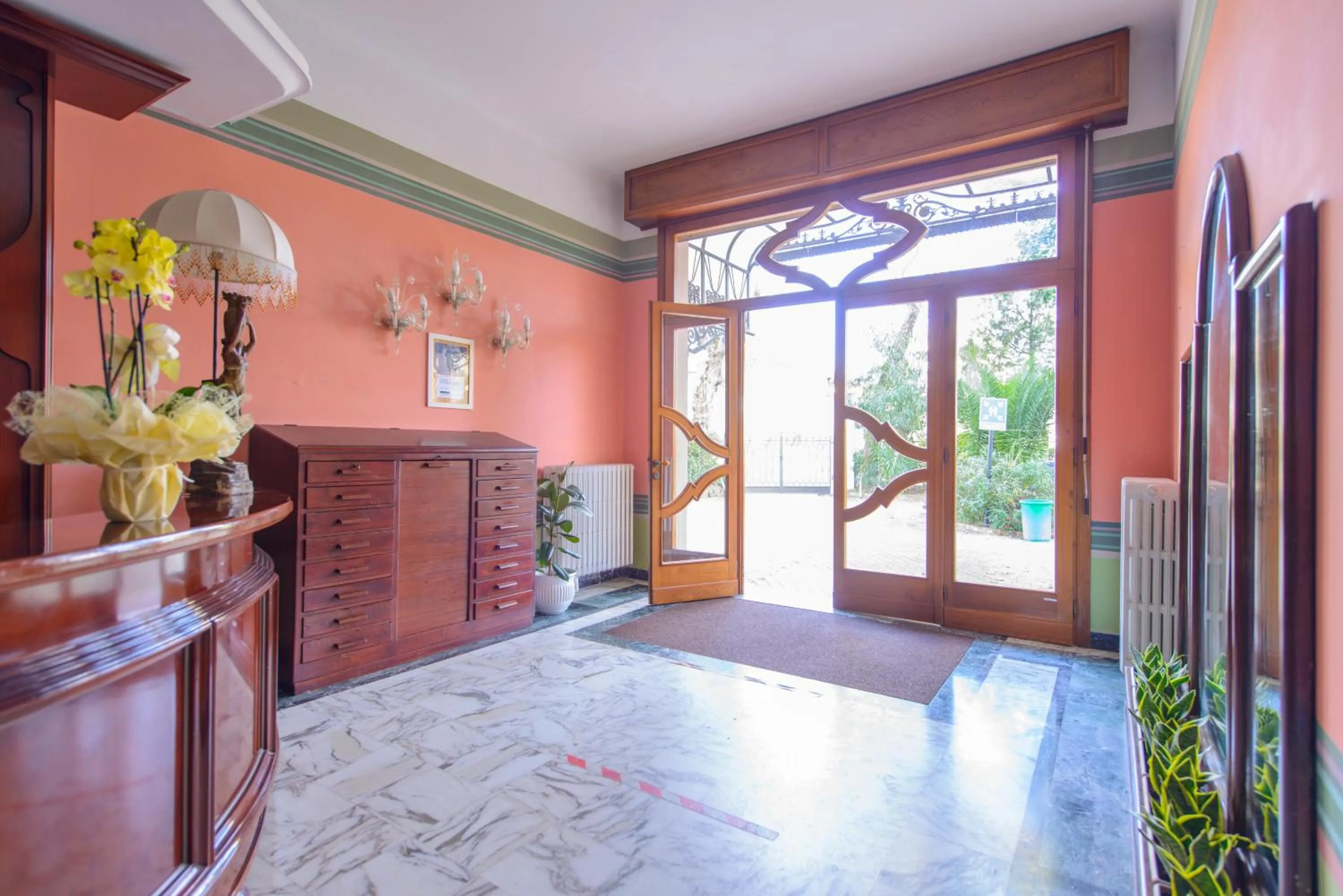 Facade/entrance in Palace Hotel Domus Mea Riccione