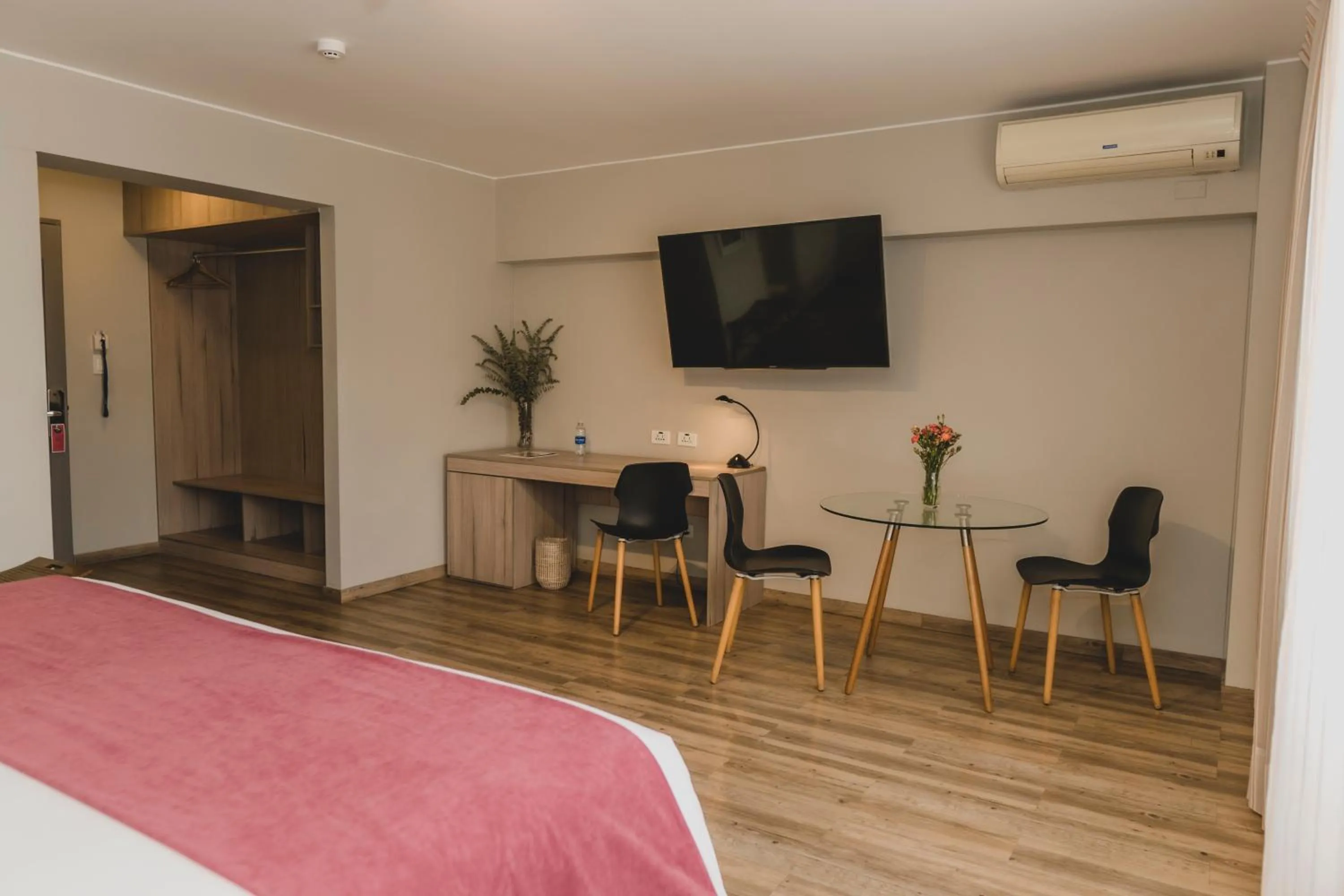 TV and multimedia, Bed in ARTE HOTEL Lima