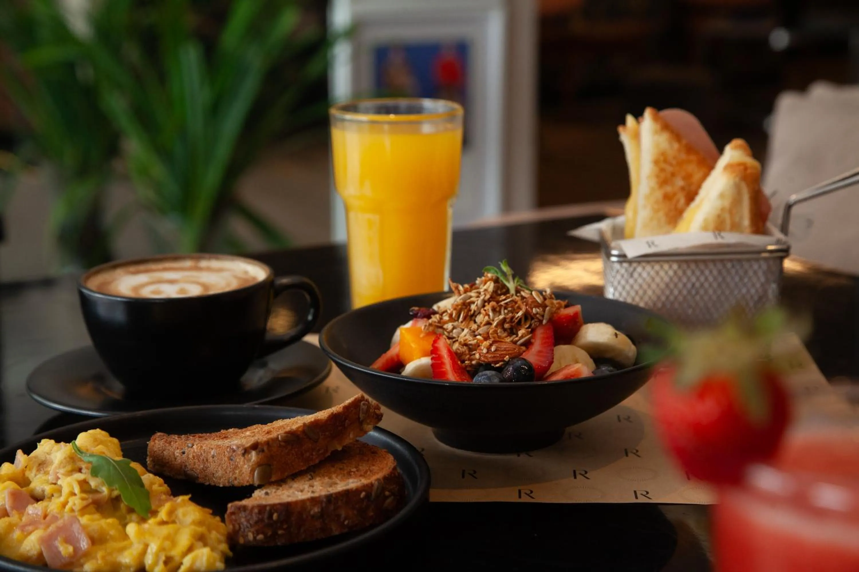 Restaurant/places to eat in ARTE HOTEL Lima