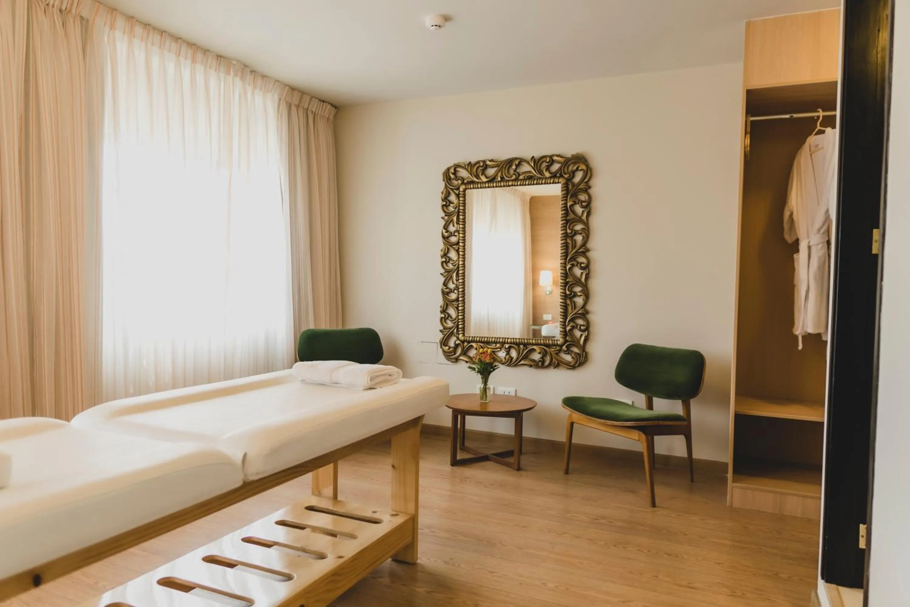 Massage, Bed in ARTE HOTEL Lima