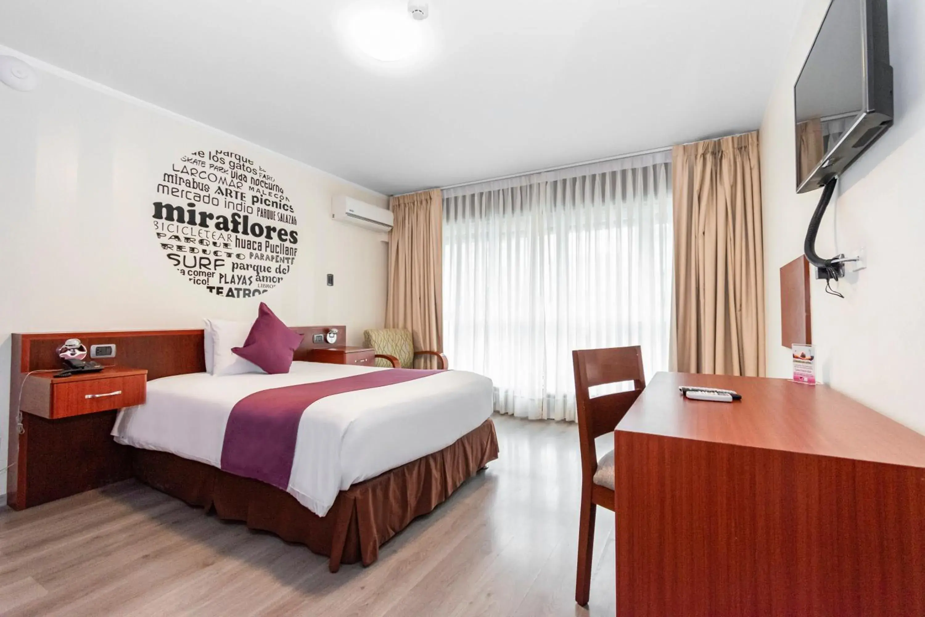 Standard Queen Room in Hotel Andesmar Standard Queen Room in Hotel Andesmar