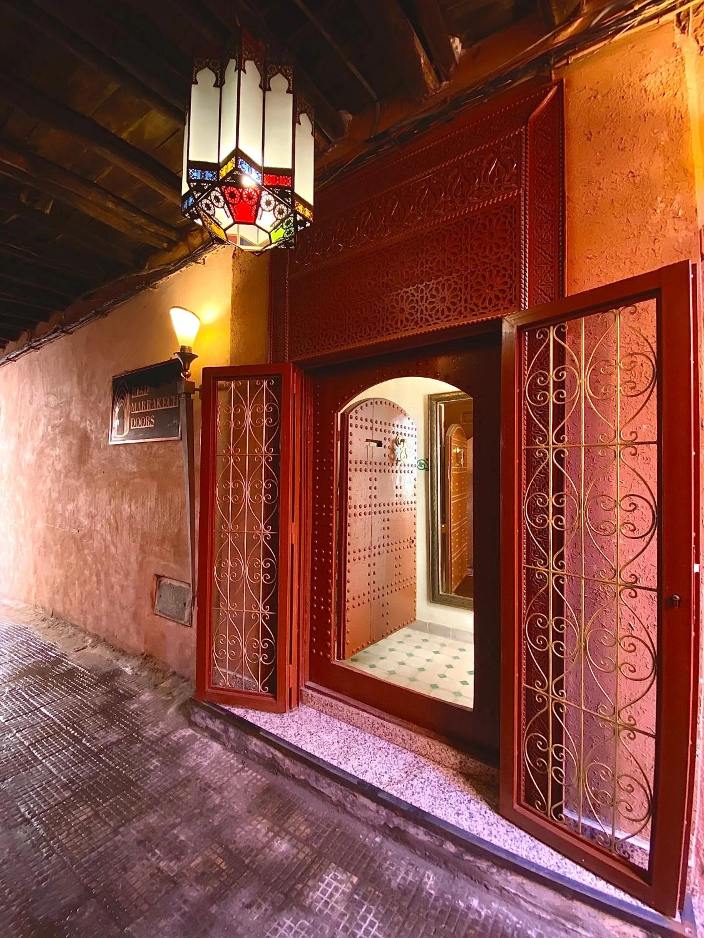 Property building in RIAD MARRAKECH DOORS