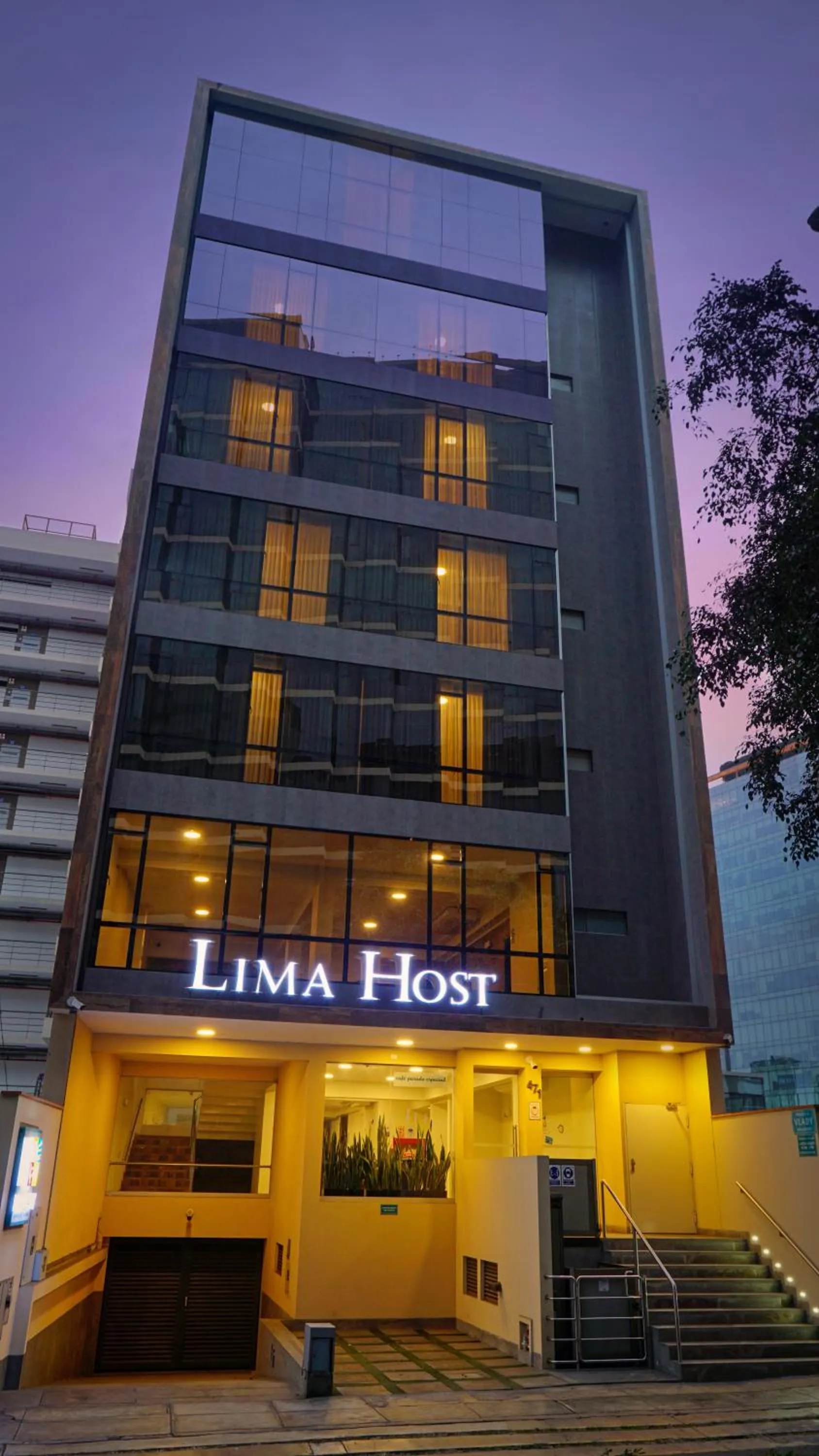 Property building in LIMA HOST