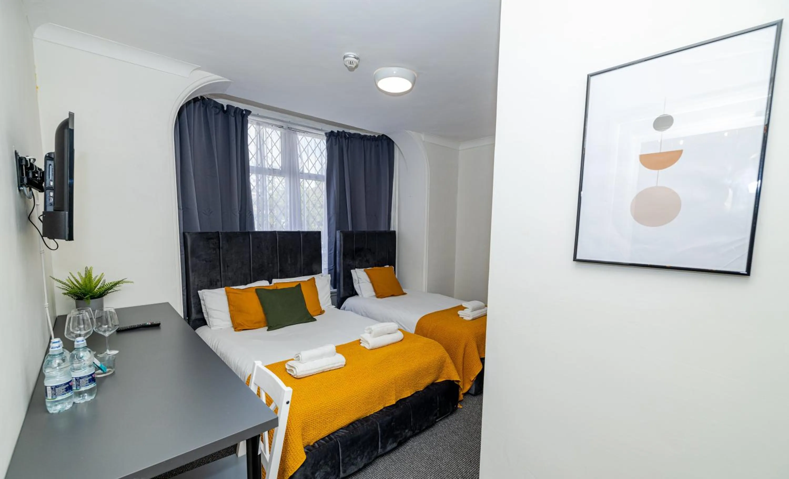 Bed in Woodford Hotel