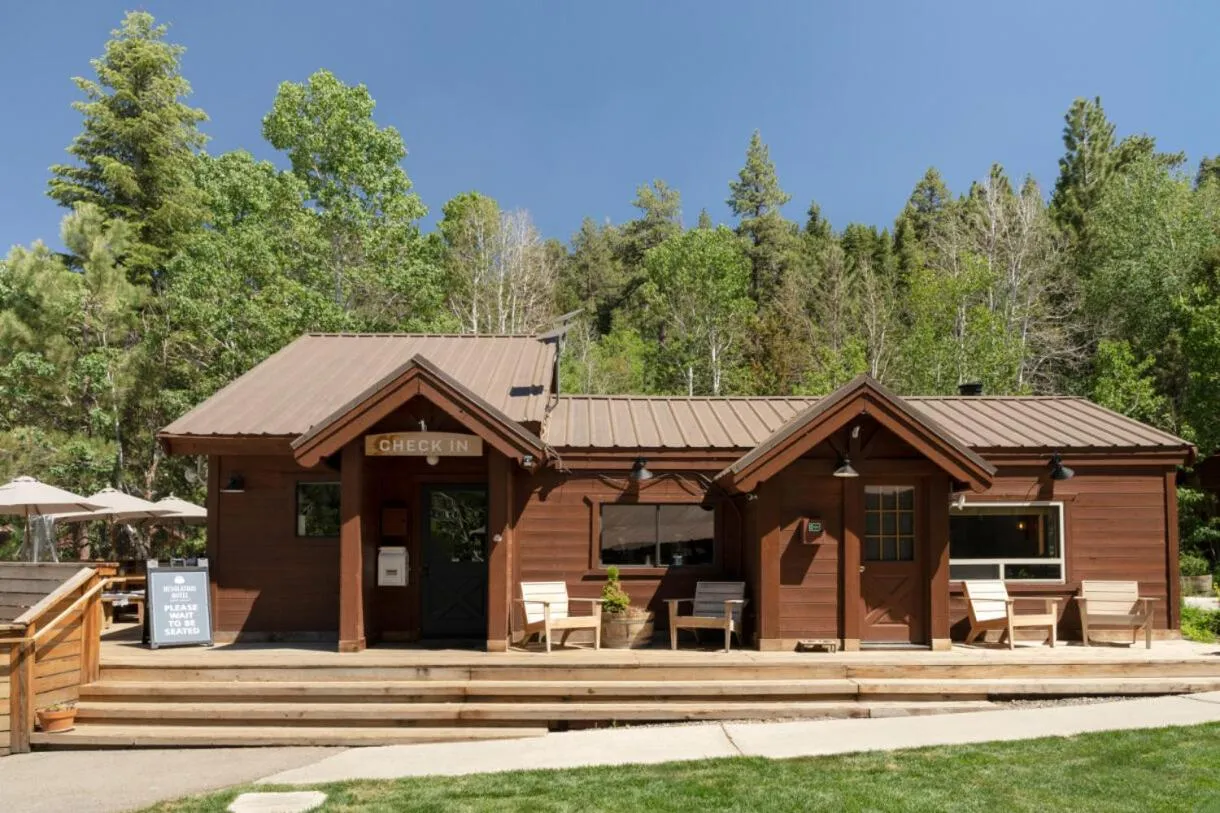 Property building in Desolation Hotel Hope Valley