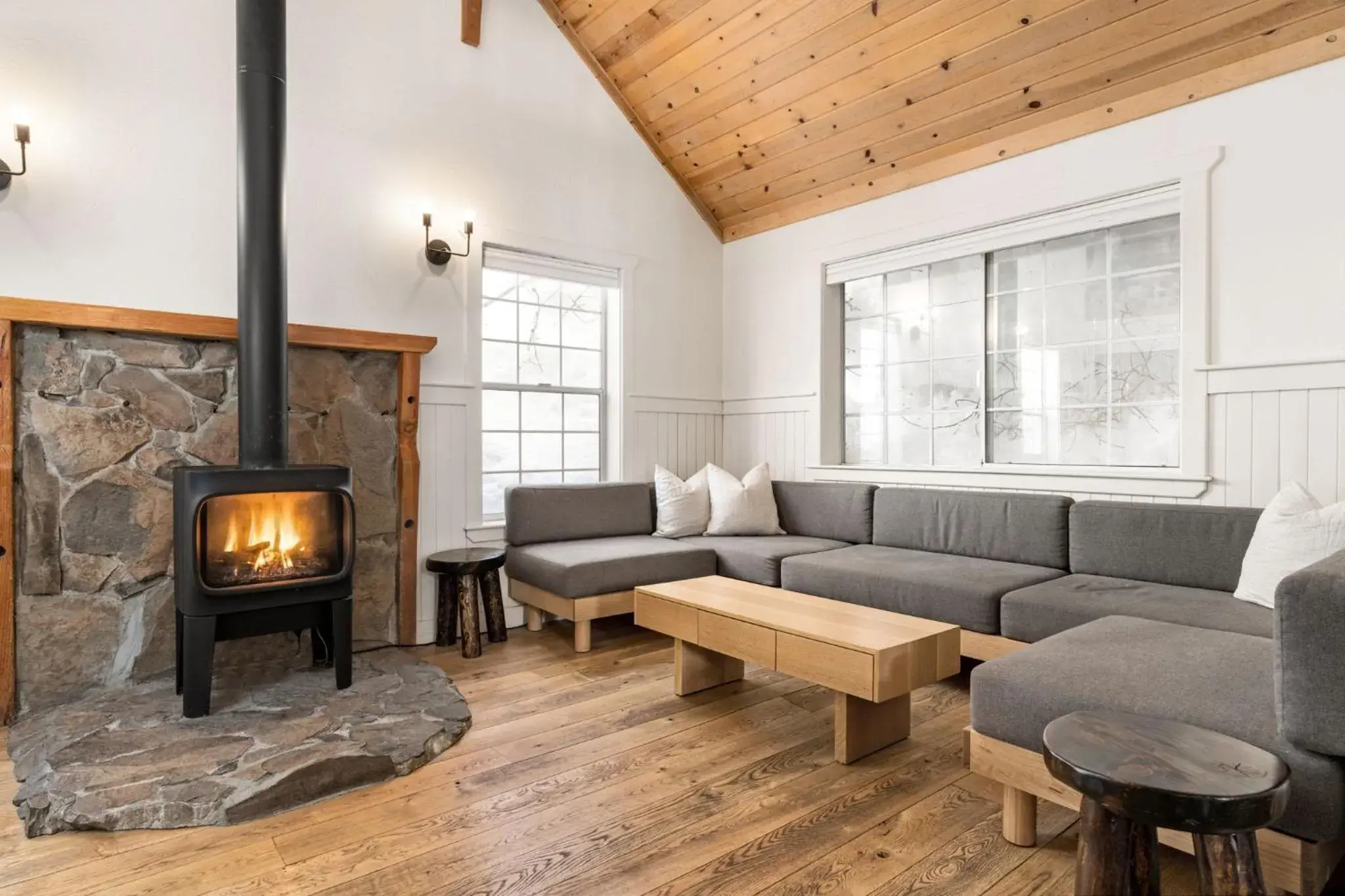 Family Suite in Desolation Hotel Hope Valley Family Suite in Desolation Hotel Hope Valley