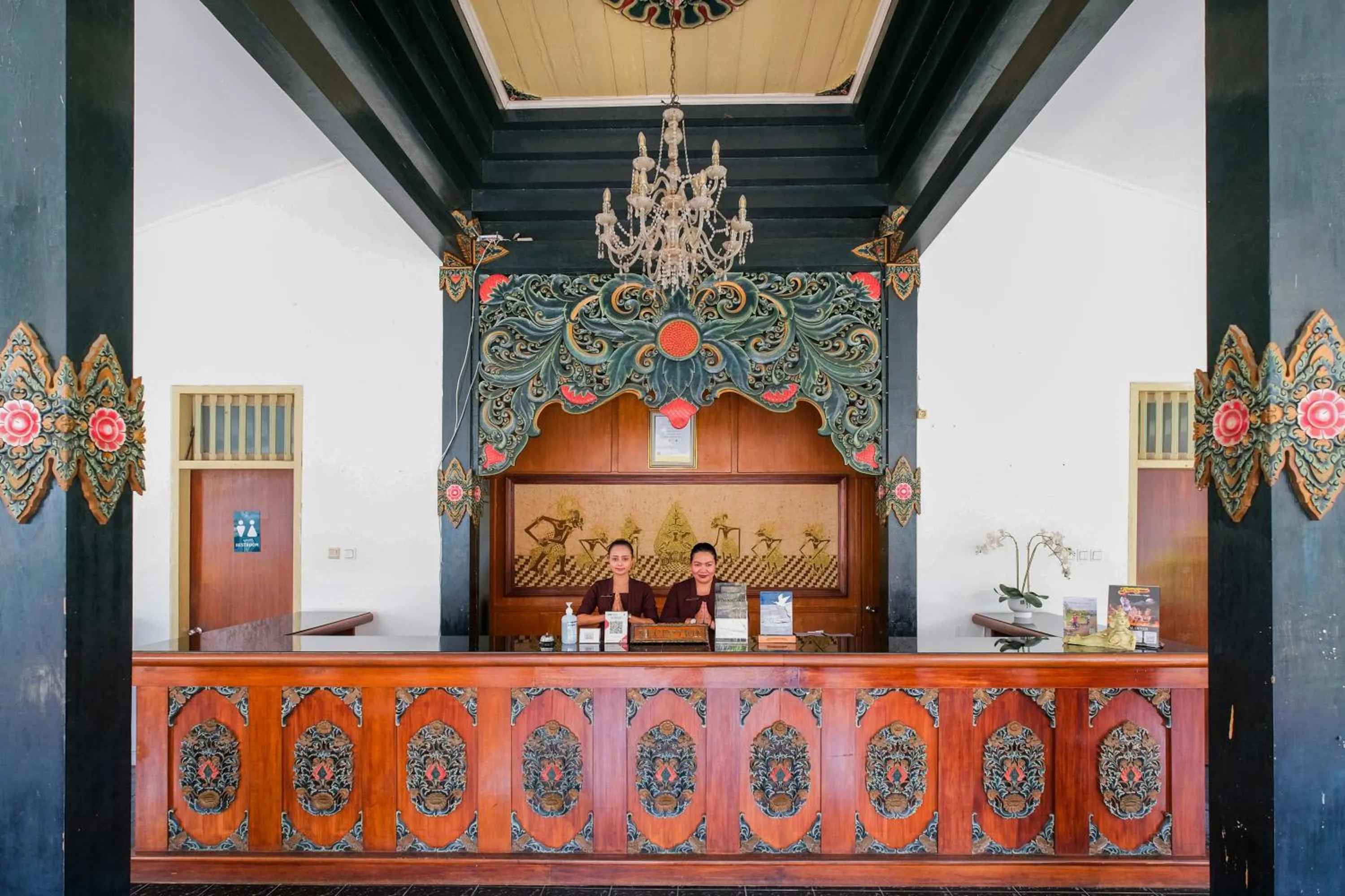 Lobby or reception in Royal Brongto Hotel