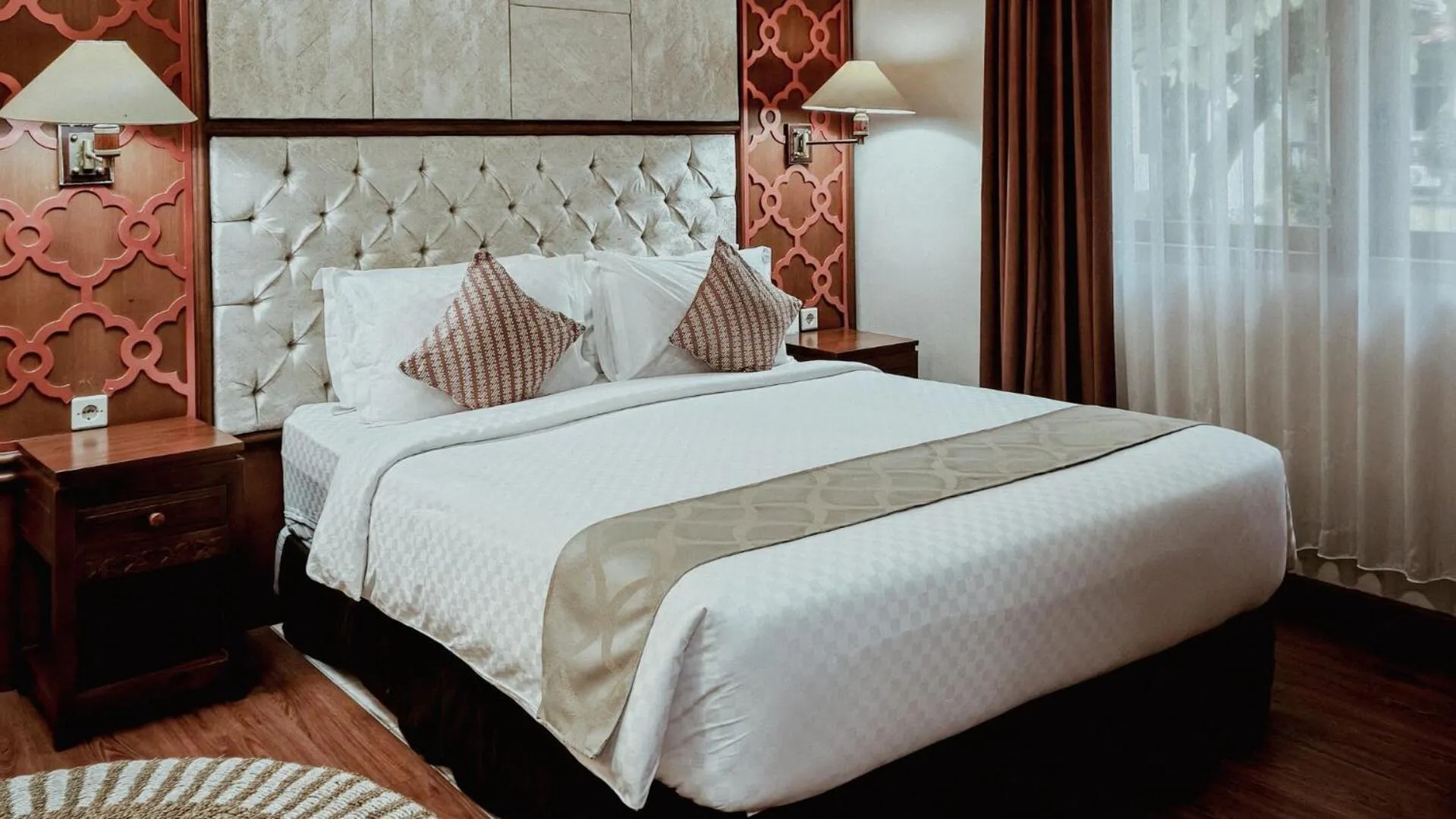 Bed in Royal Brongto Hotel