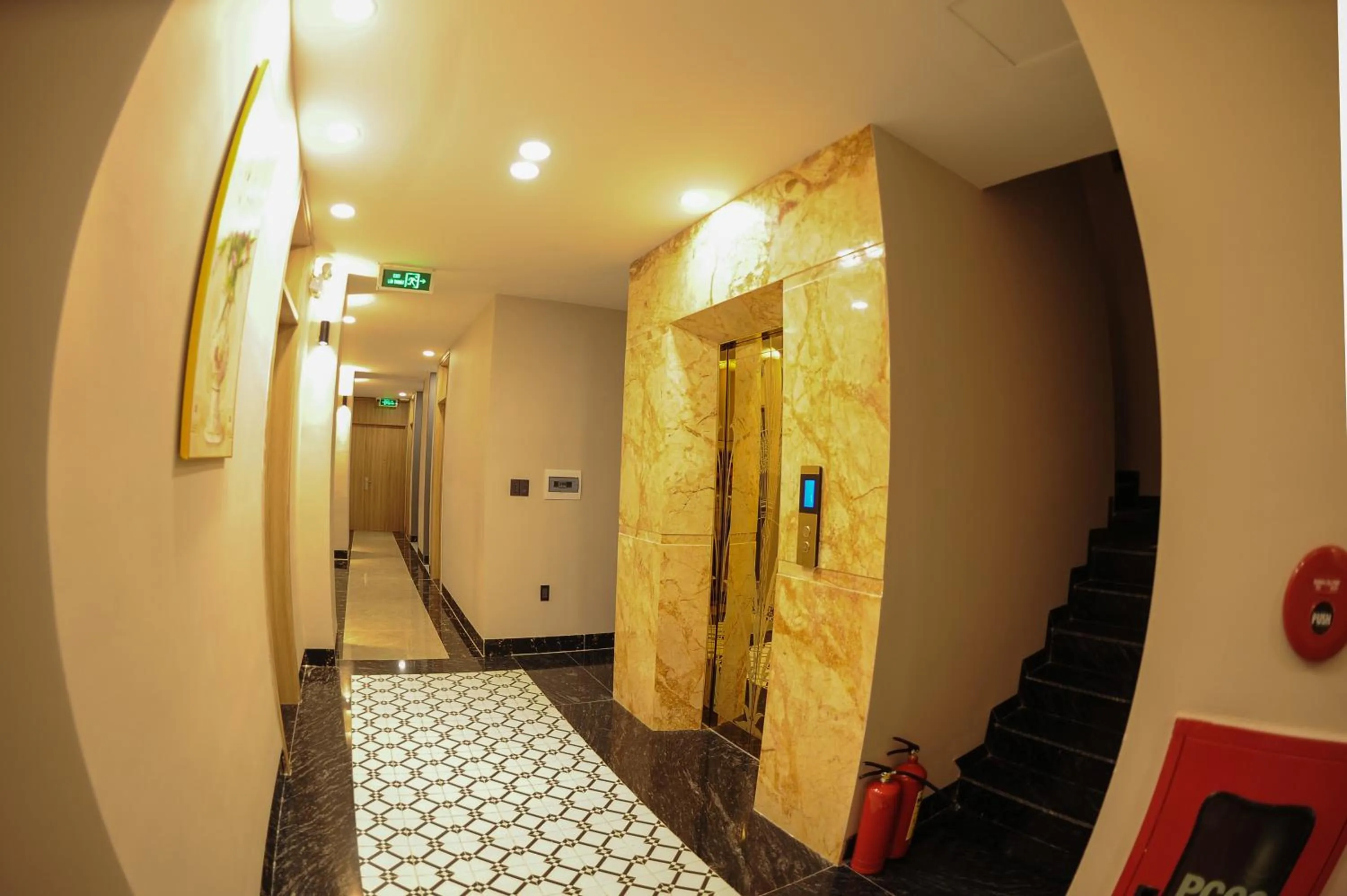 elevator in LAHONA HOTEL