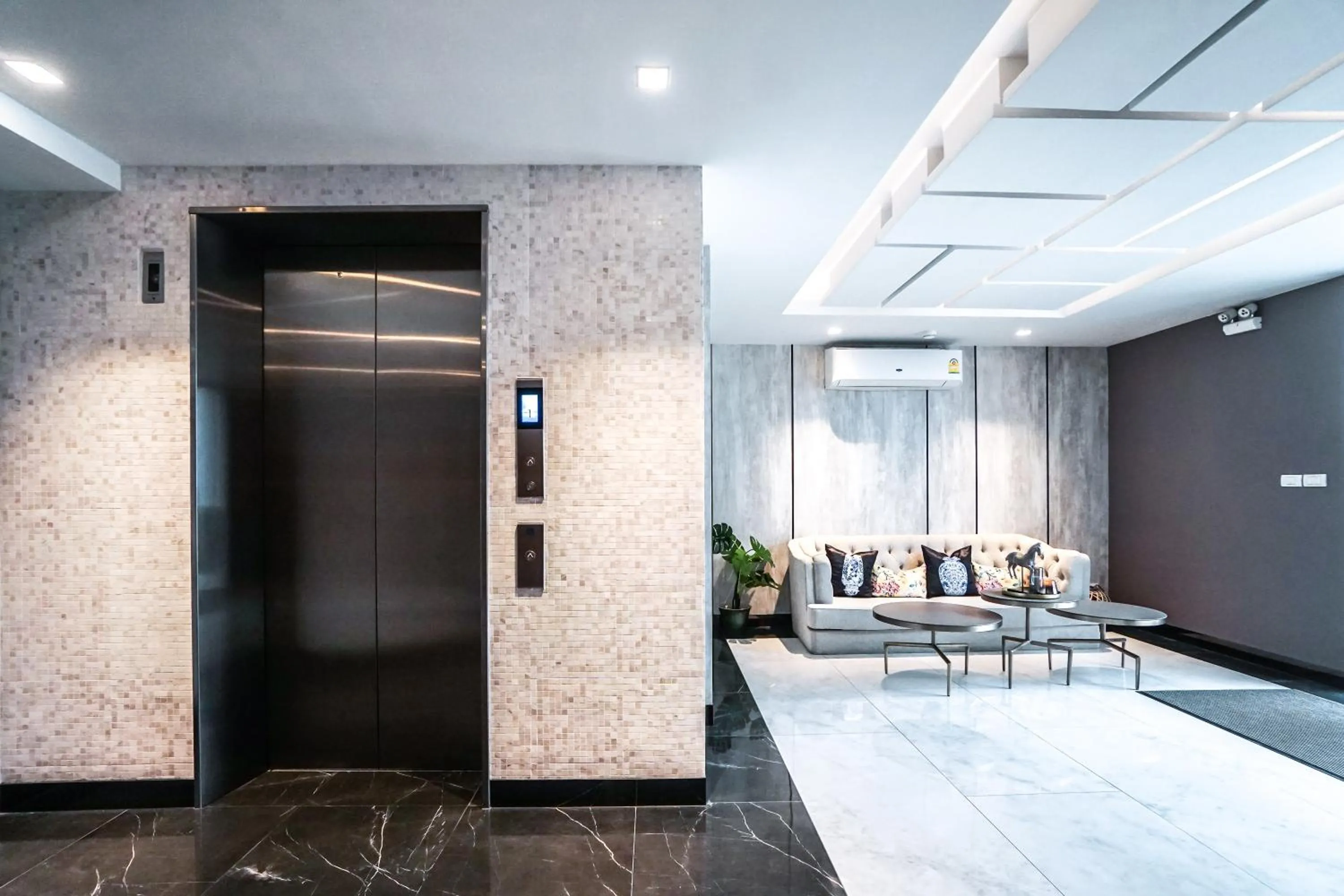 Property building in I'm Chinatown Residence