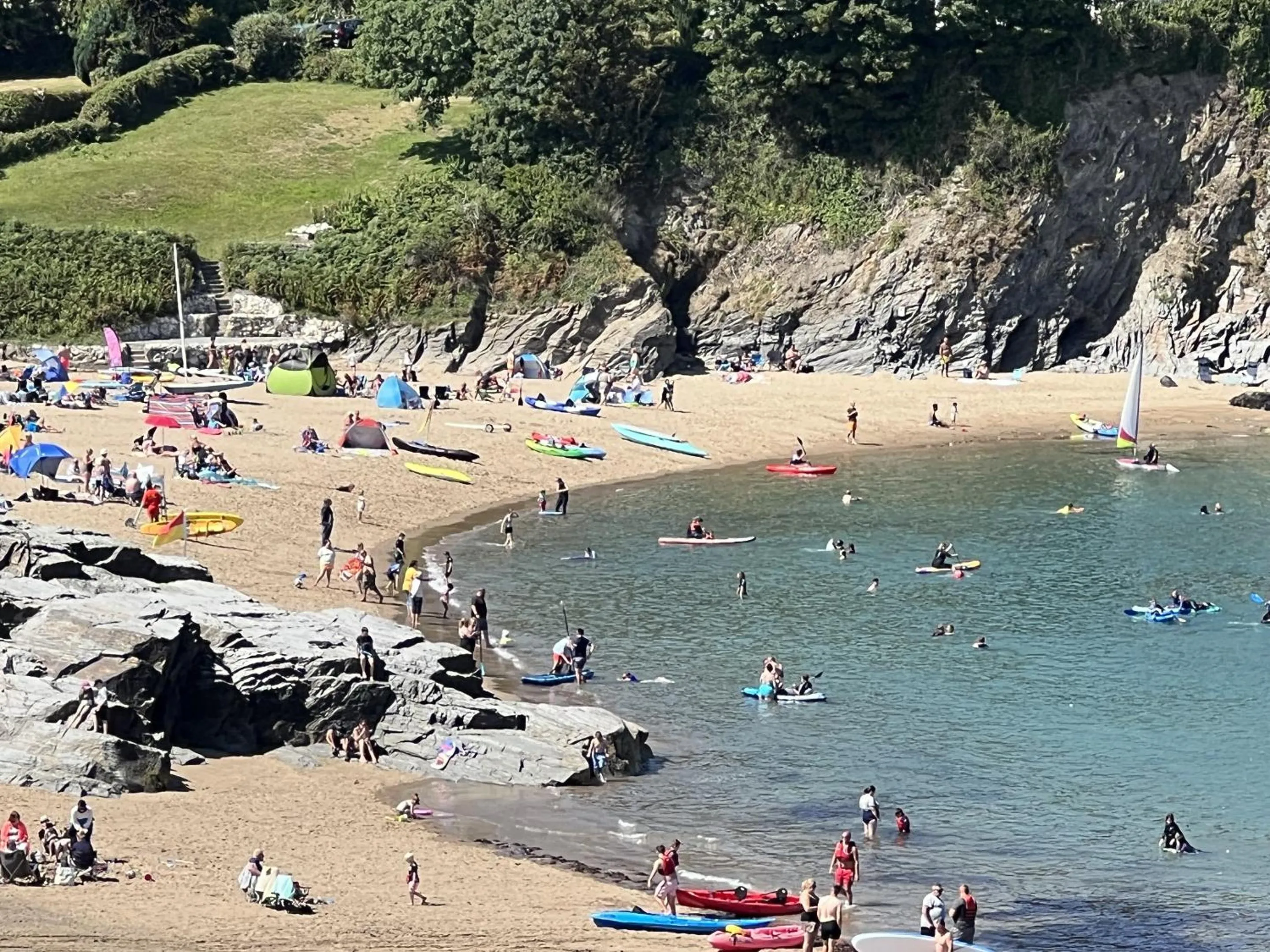 Beach in Traeth Rooms