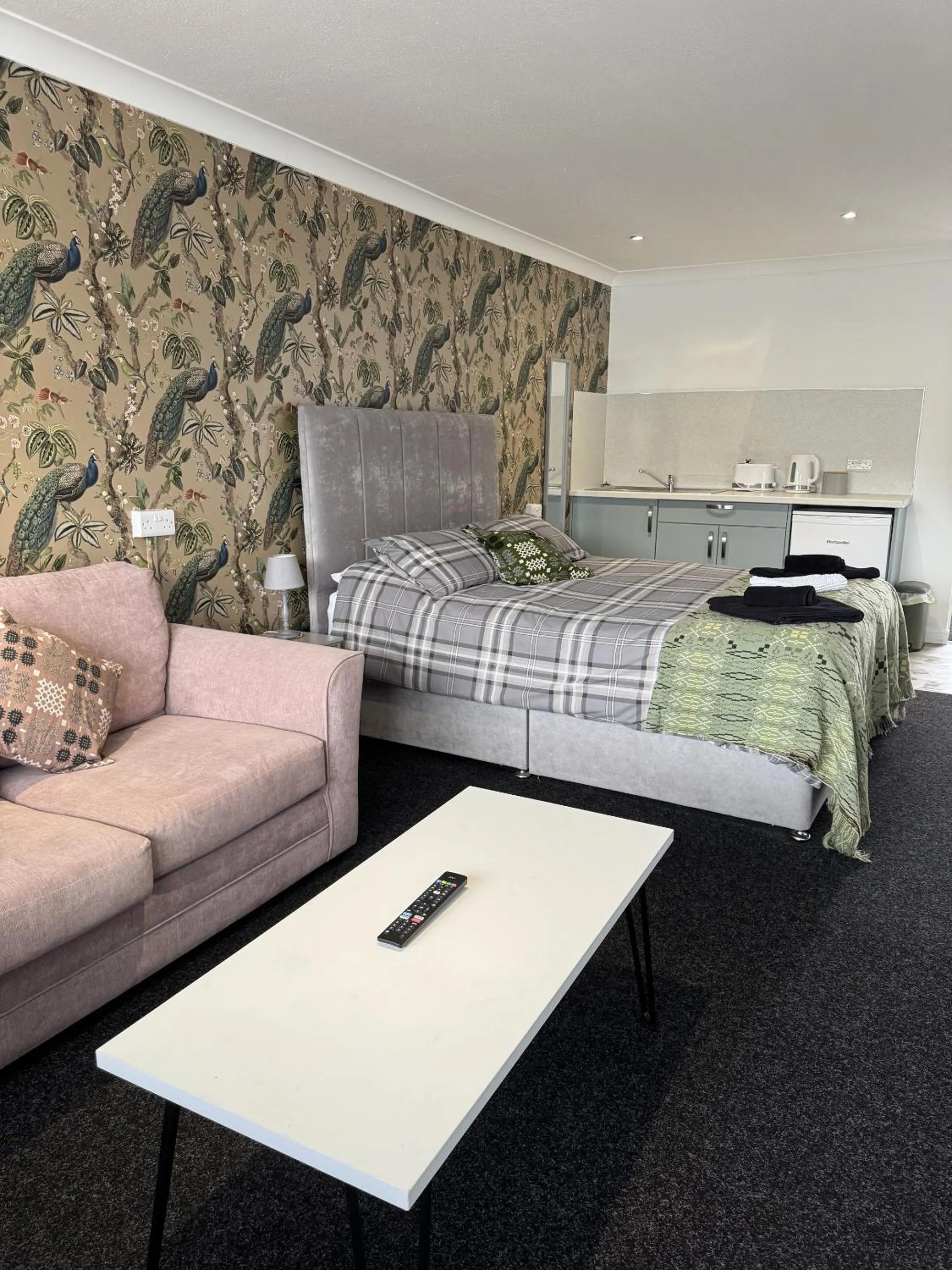 Other, Bed in Traeth Rooms