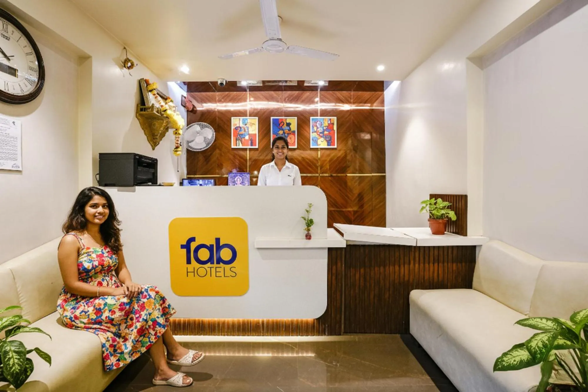 Lobby or reception in FabHotel Springs Lodging