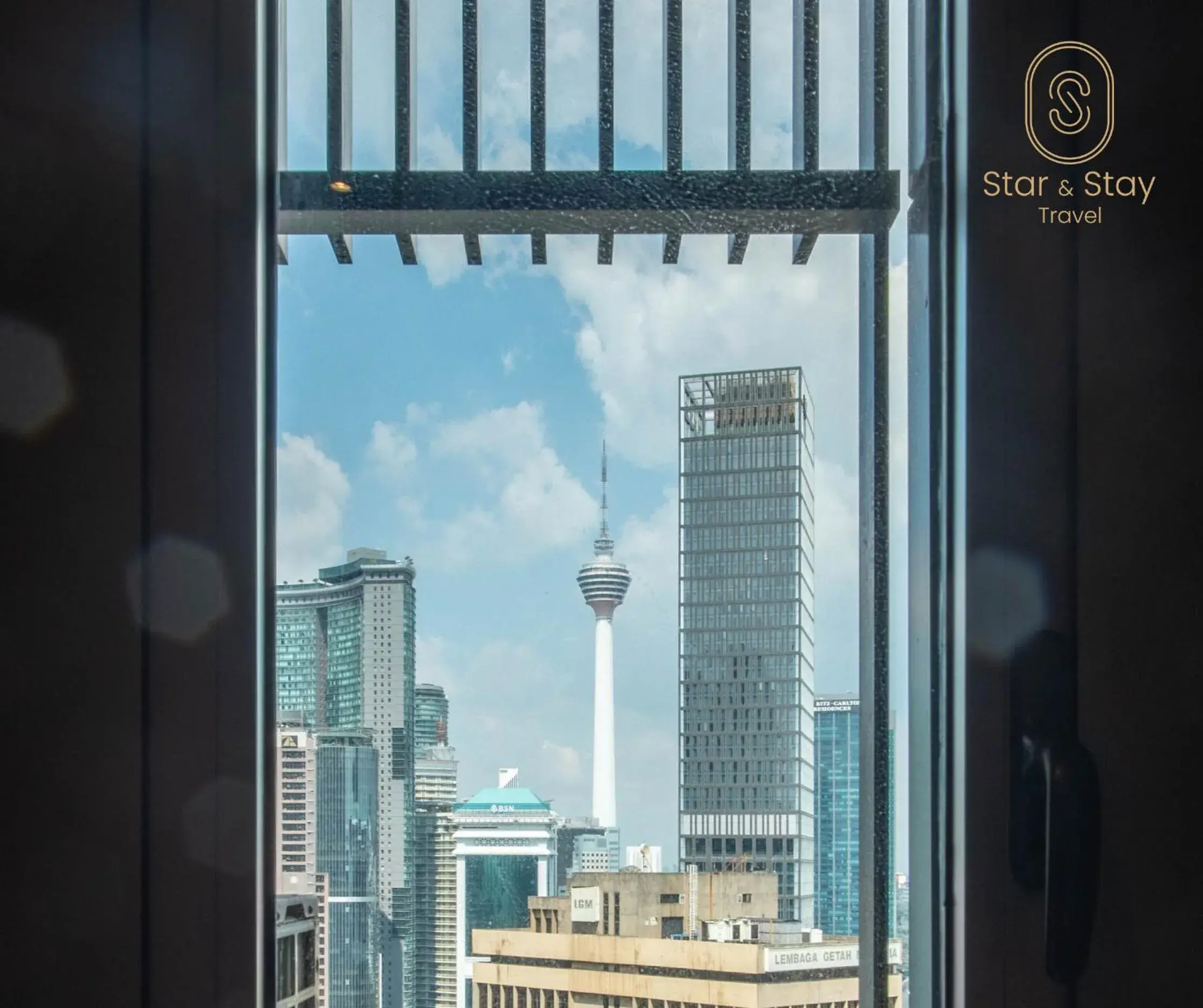 Two-Bedroom Apartment in AXQUISITE SUITES at KLCC Two-Bedroom Apartment in AXQUISITE SUITES at KLCC